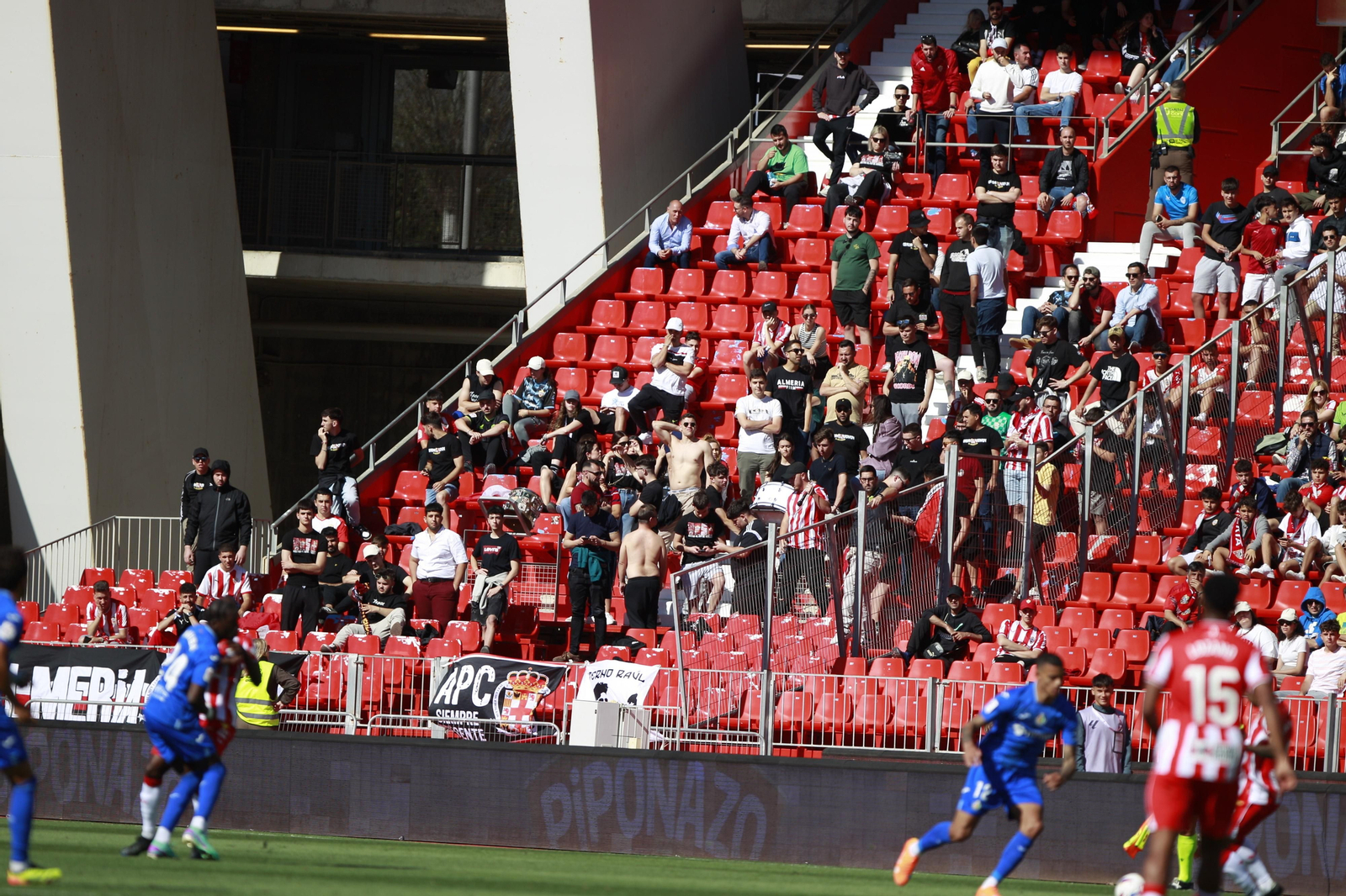 Las imágenes del triste descenso de la UDA ante el Getafe