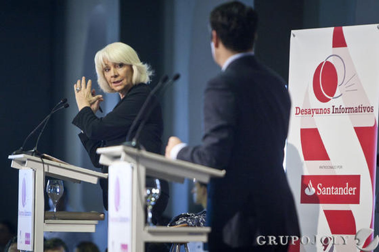 Teófila Martínez, en un momento de la intervención de ayer.

Foto: Julio Gonzalez