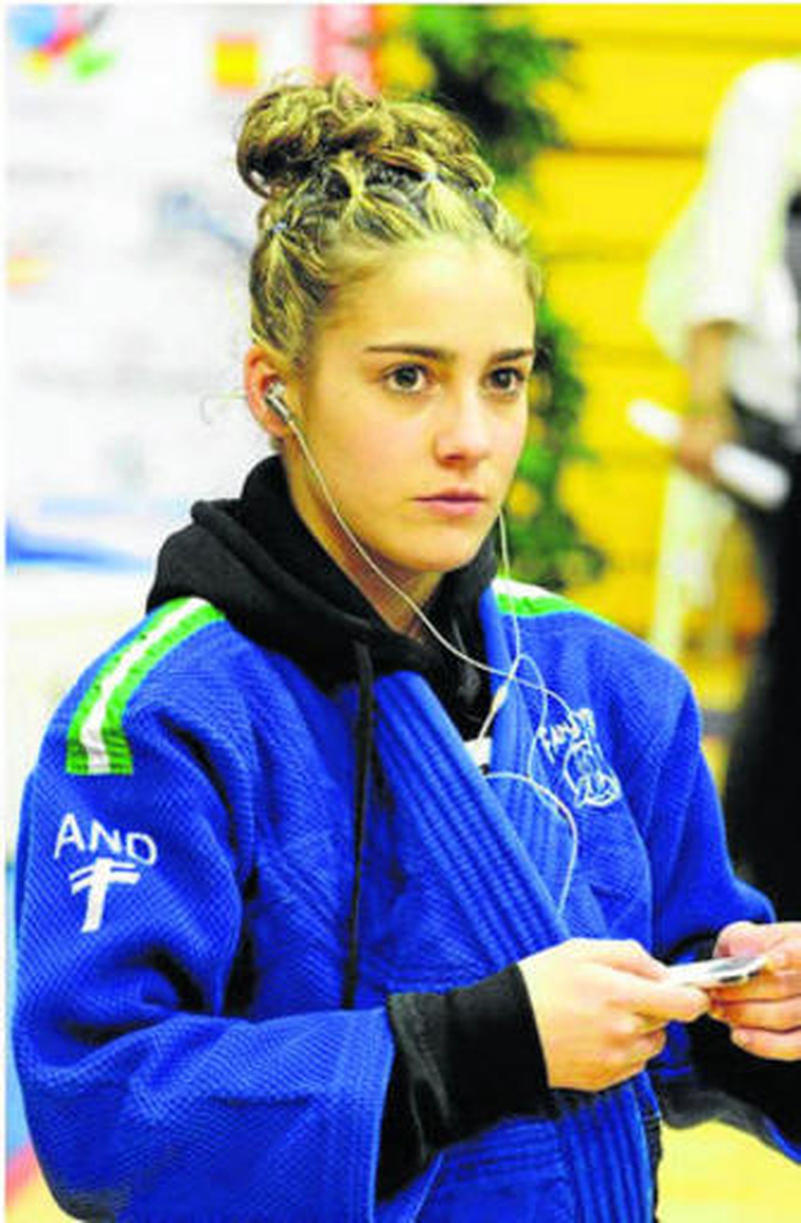 Cristina Casas se relaja antes de competir.