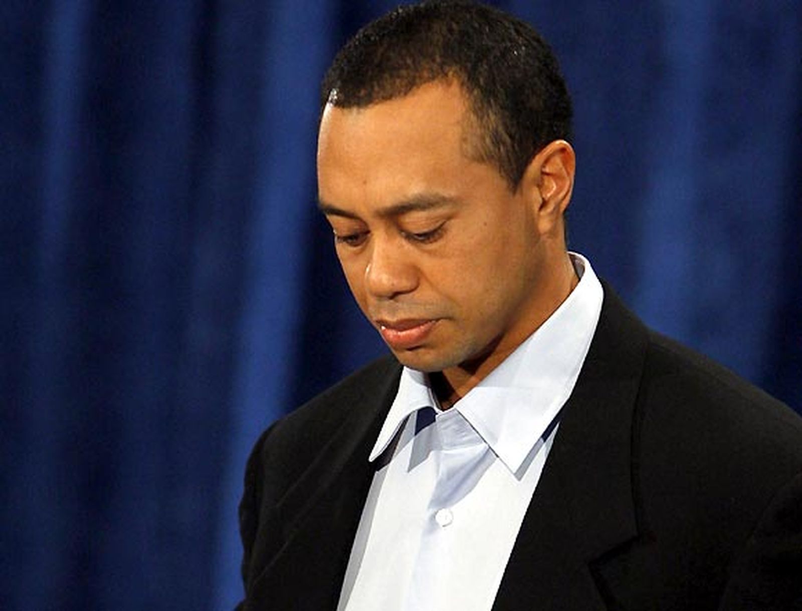 Tiger Woods contrata guardaespaldas para apartar a las mujeres