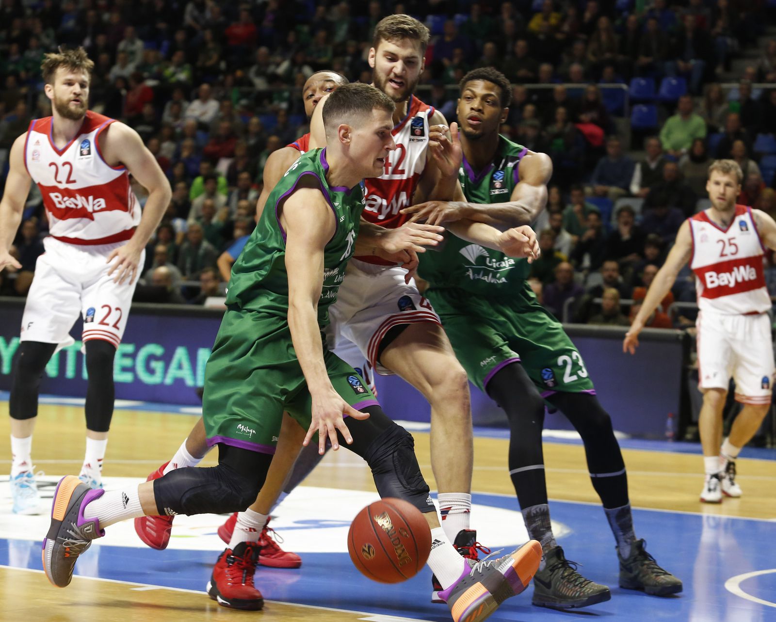 Imágenes del Unicaja-Bayern de Múnich