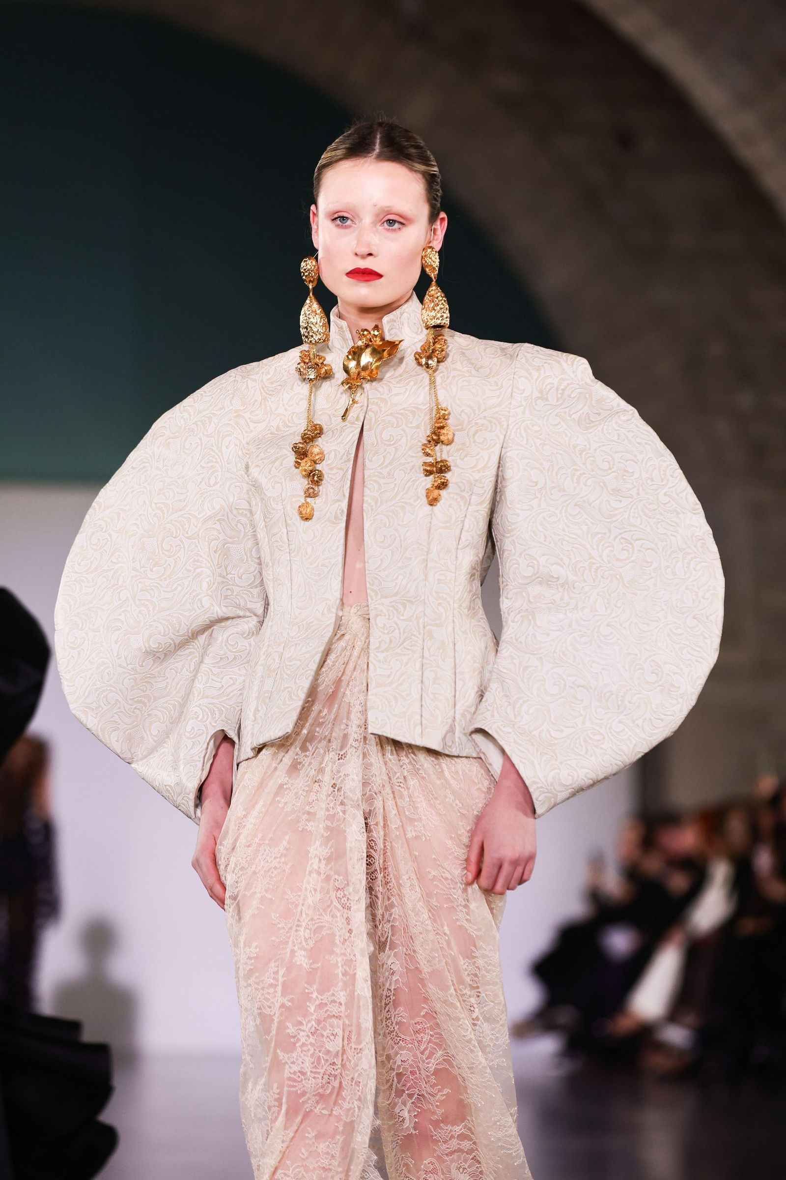 Juana Martín conquista París con su nueva colección, Presagio