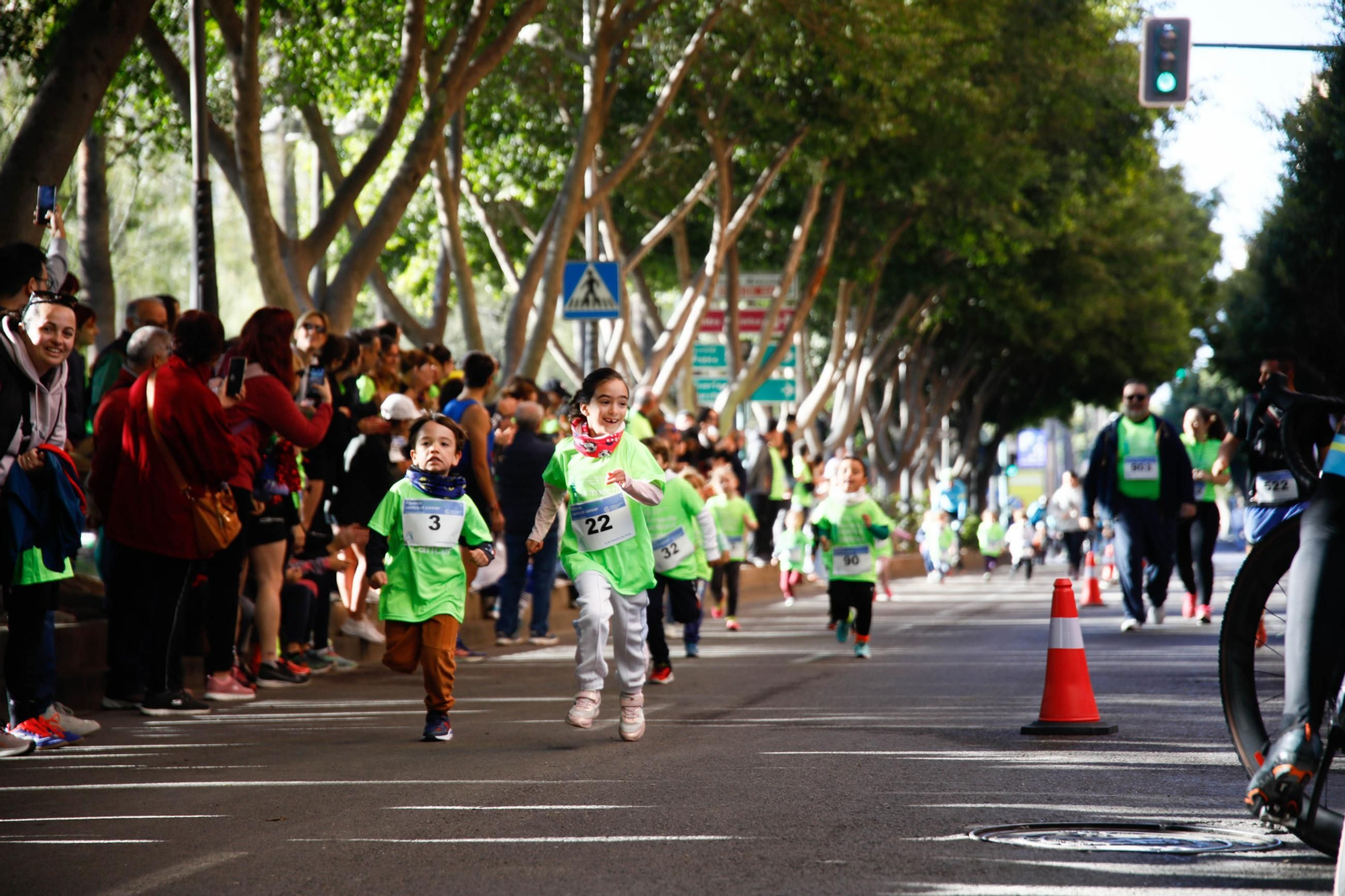 Imágenes de la Carrera contra el Cáncer de Almería