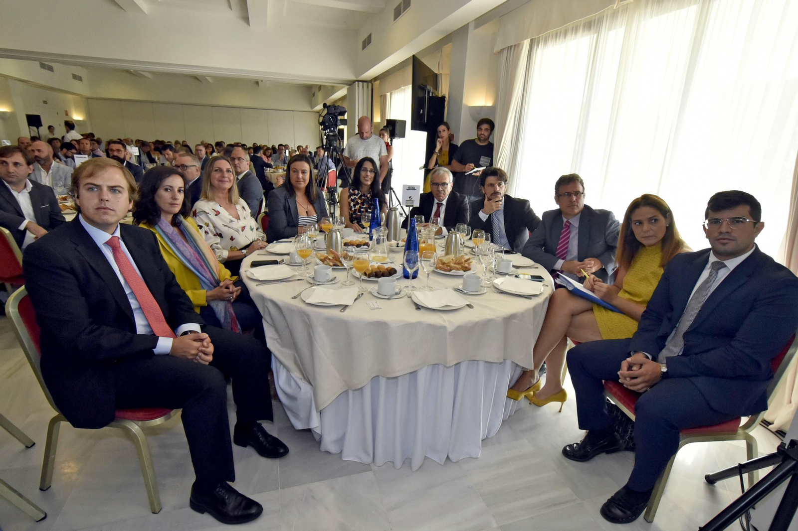 Desayuno - Coloquio de Europa Sur con Gerardo Landaluce