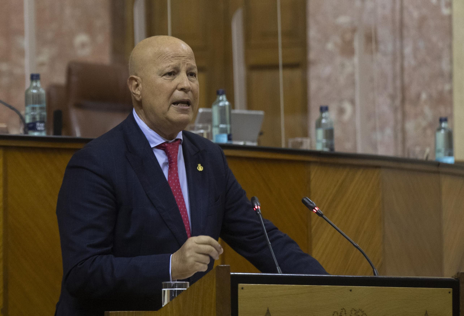 Javier Imbroda, durante una intervención en el Parlamento andaluz