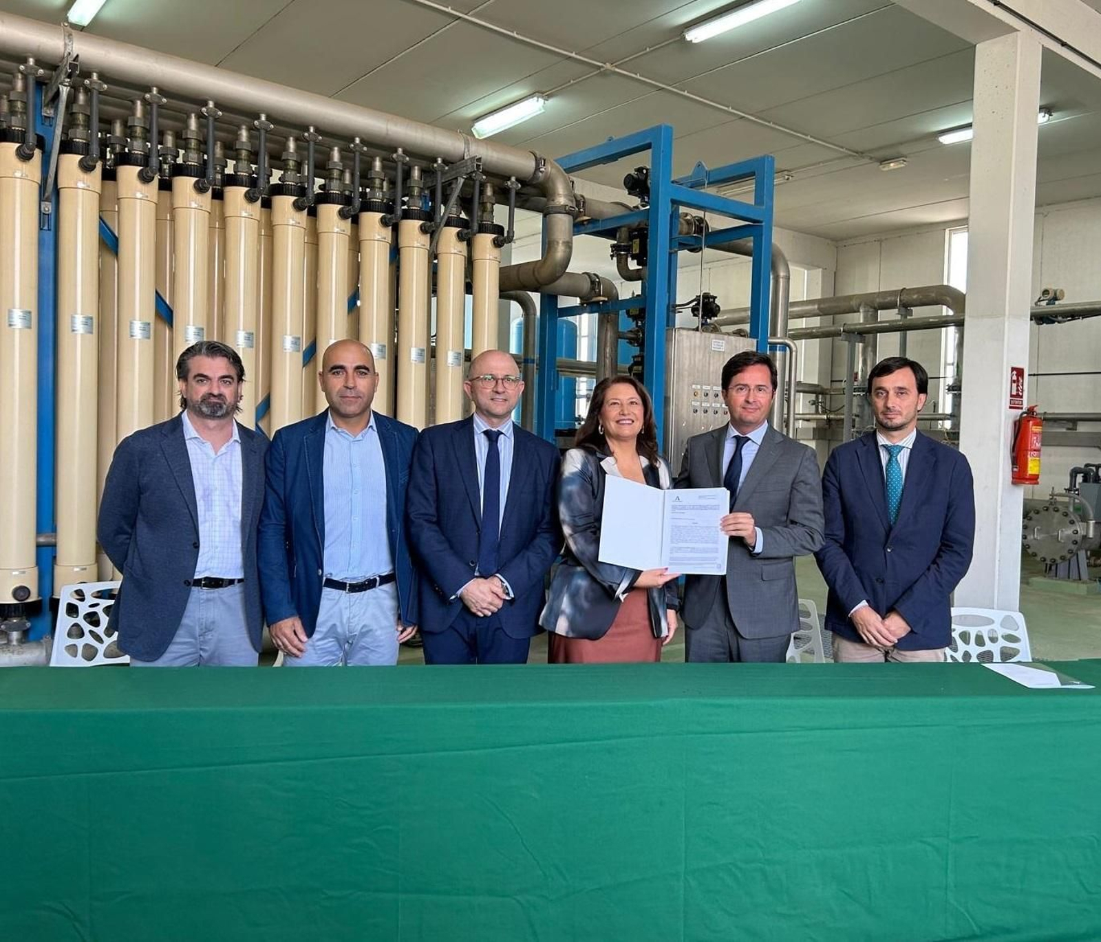 Las obras de mejora de abastecimiento en alta de agua desalada han sido adjudicadas.