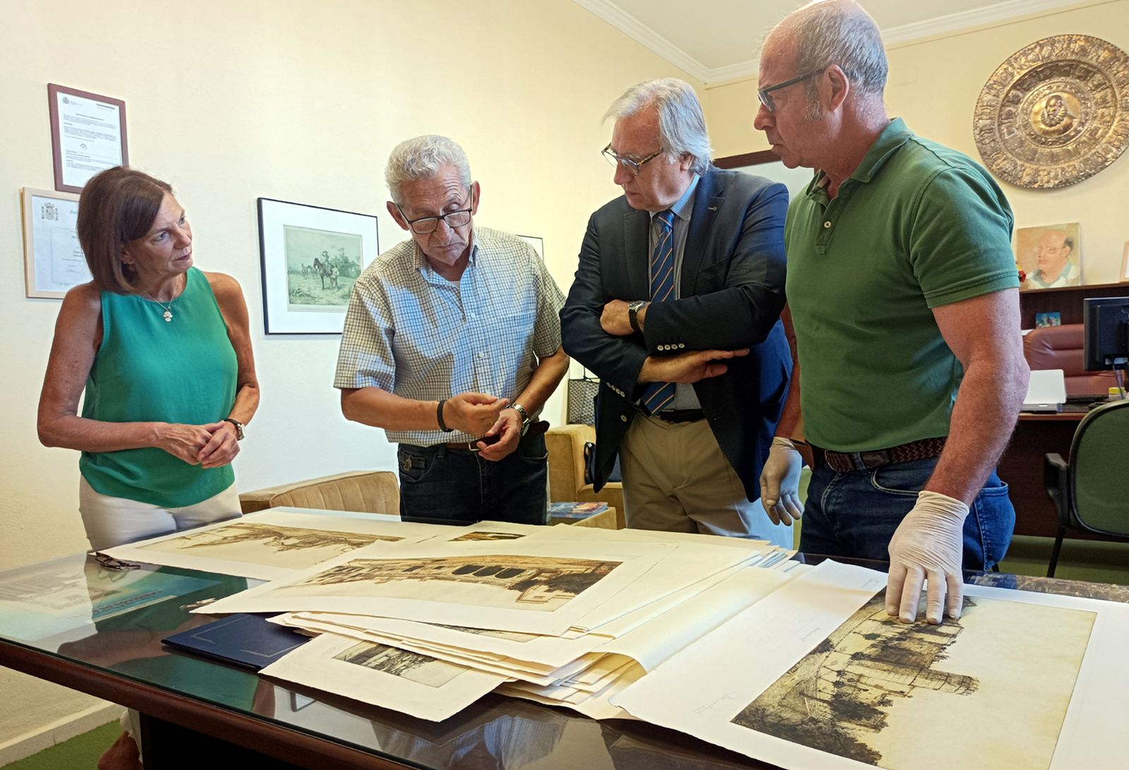 Un momento del acto de donación.