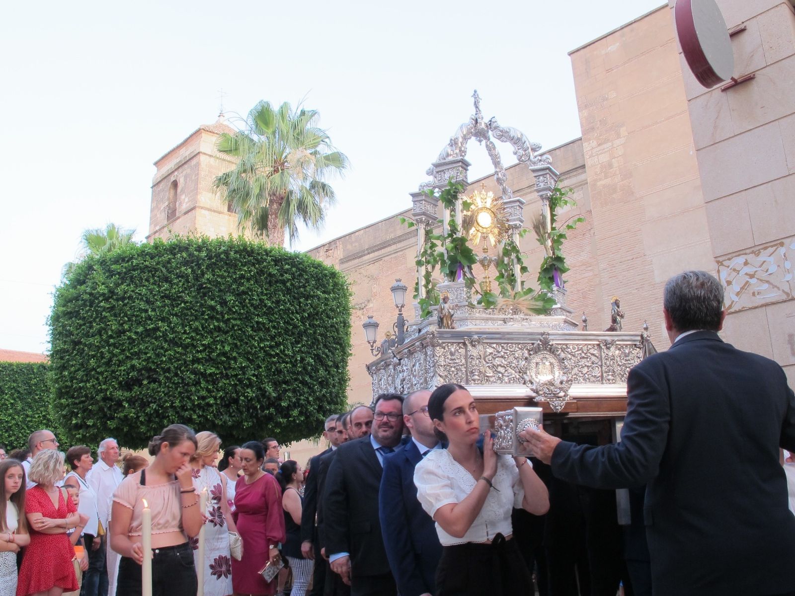 La procesión del Corpus Christi de Vera, en imágenes