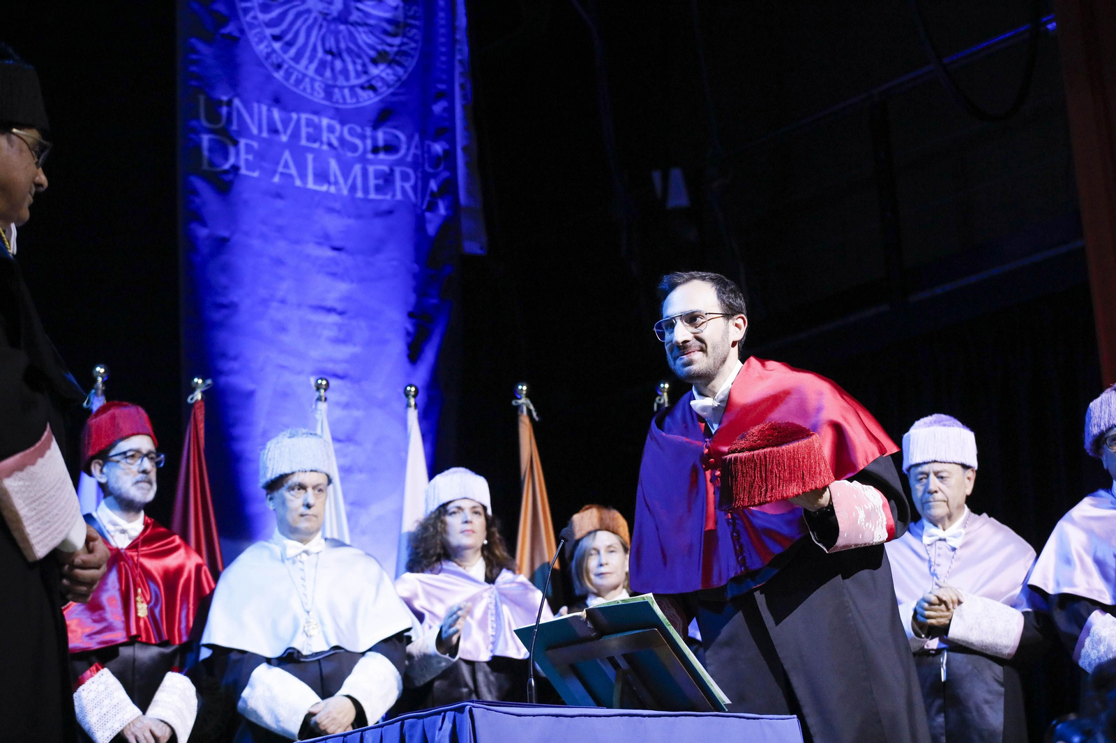 El doctor José María Peiró Silla es investido Doctor Honoris Causa por la UAL, en imágenes