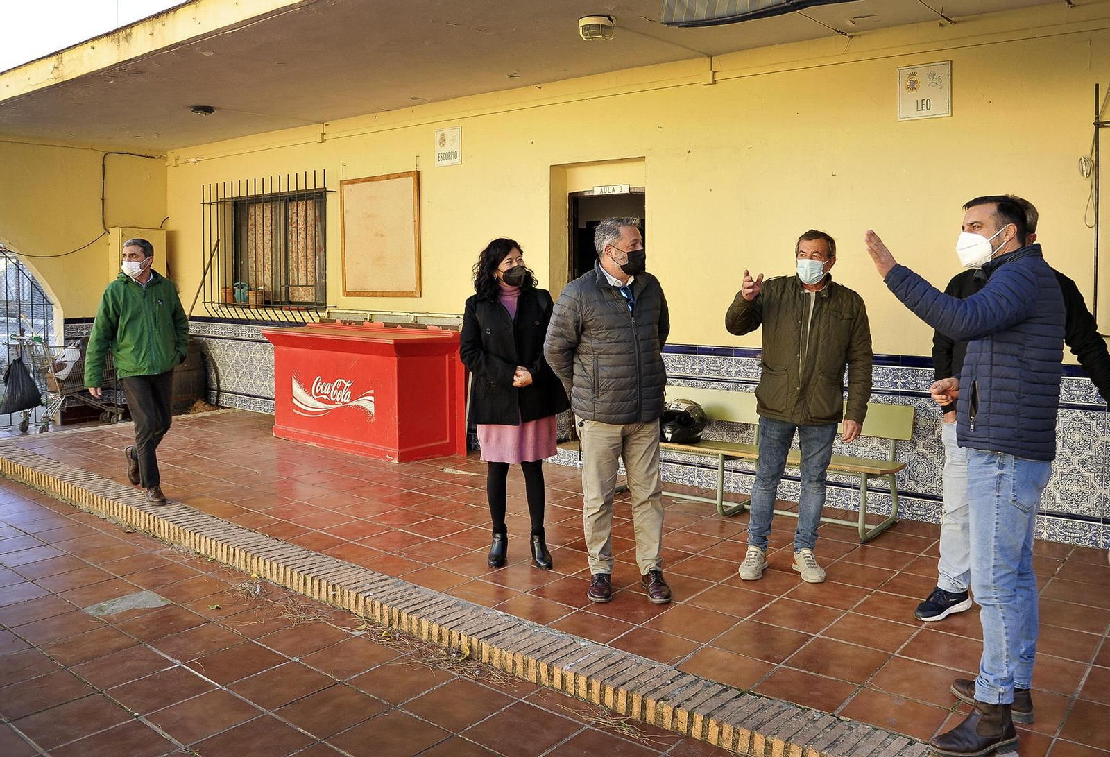 Un momento de la visita al centro de barrio de La Milagrosa.