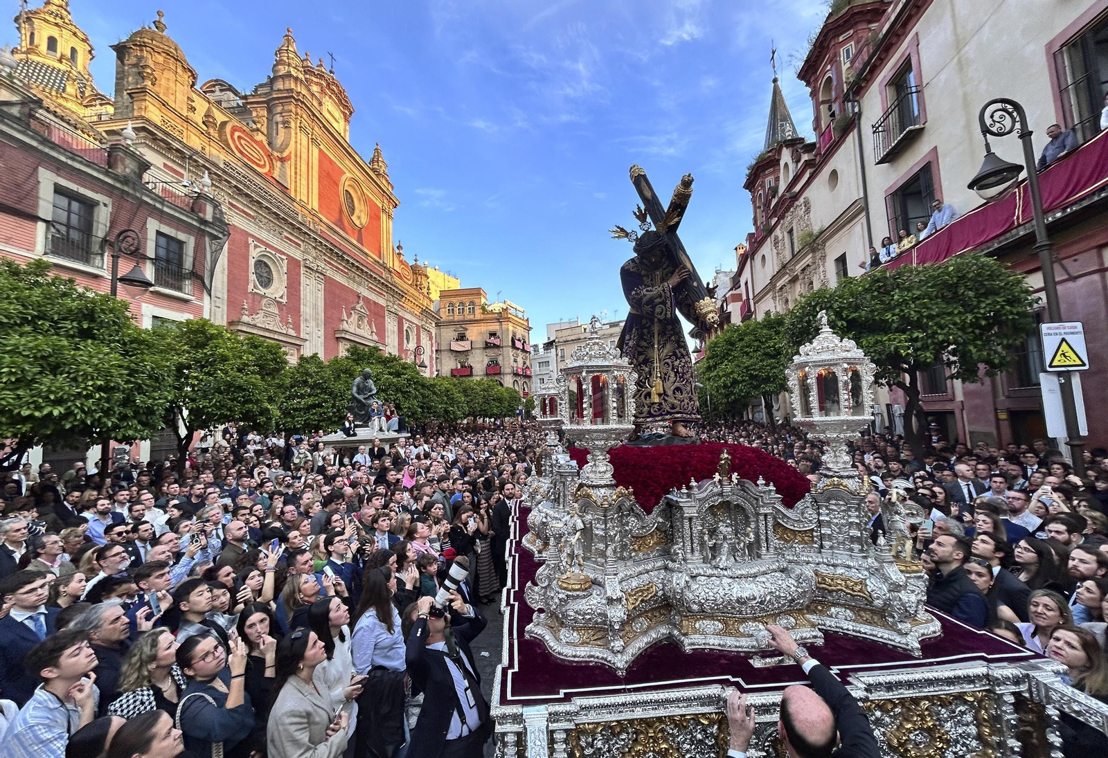 La Hermandad de Pasión en la Semana Santa de Sevilla 2025
