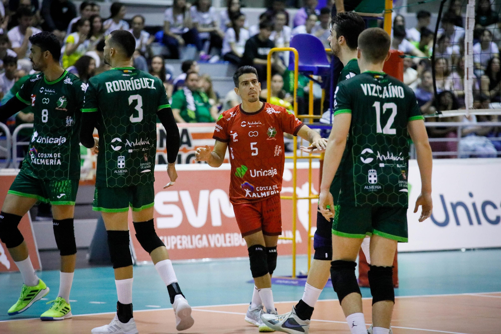 Imágenes del partido entre Unicaja Almería y Grupo Herce Soria