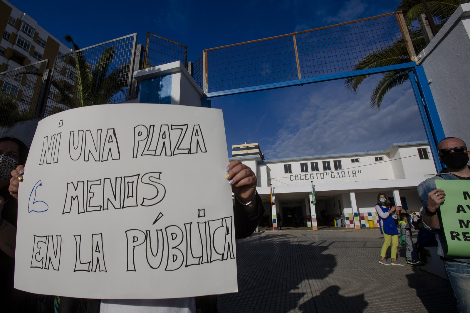 Protesta educativa en el CEIP Gadir de Cádiz.