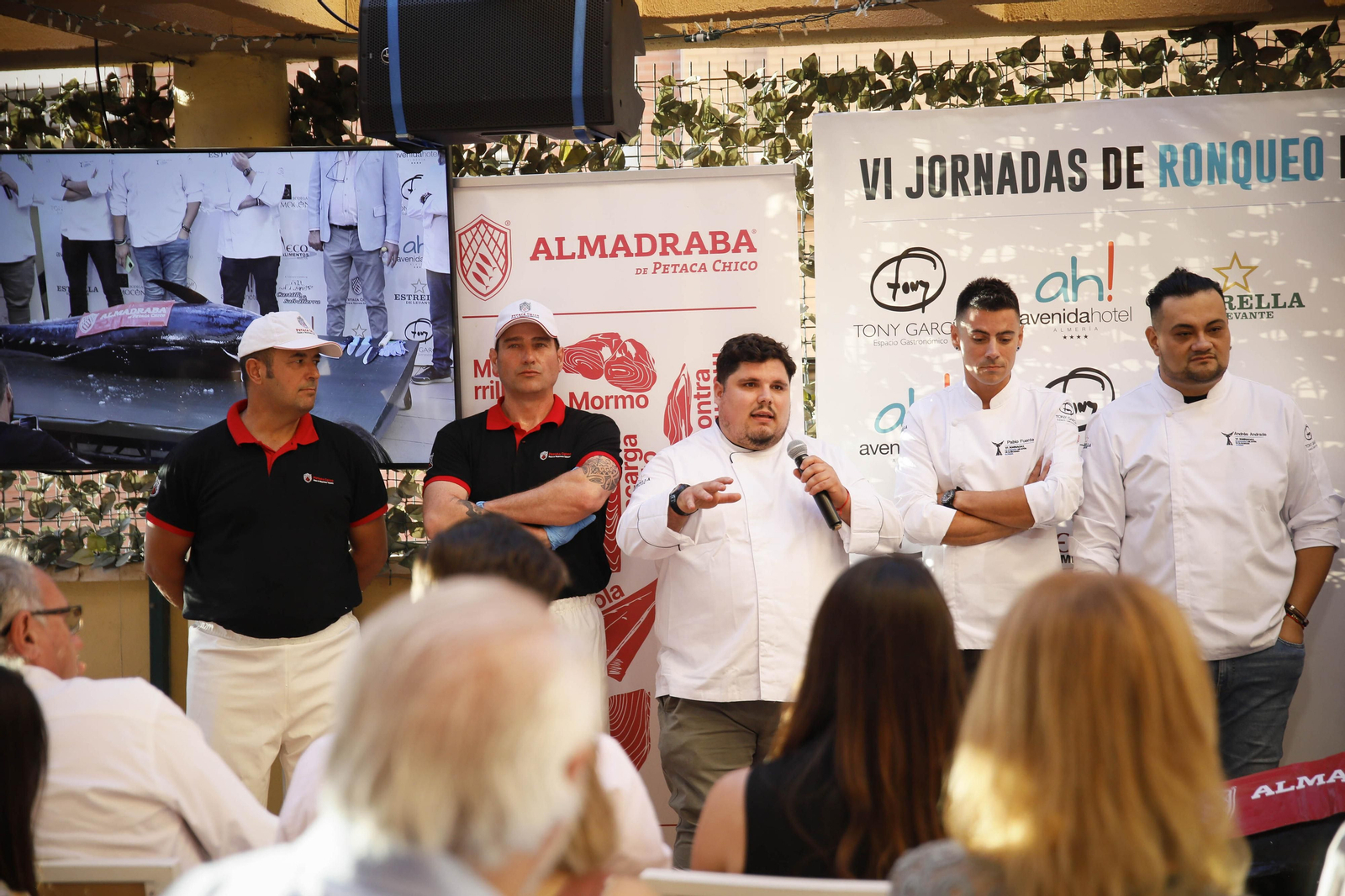 El ronqueo del atún en el Espacio Gatronómico Tony García, en imágenes