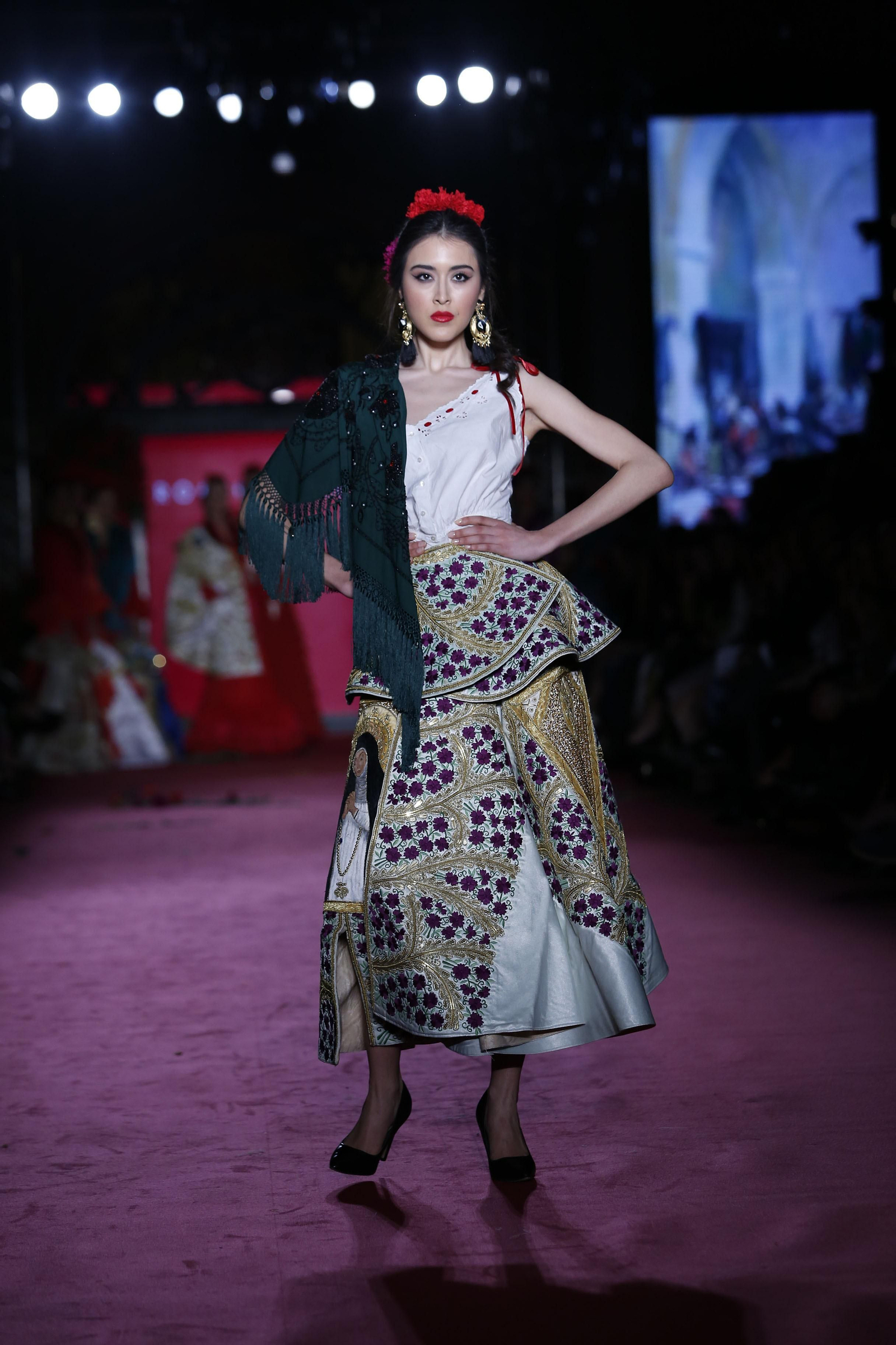 Rocío Peralta en We Love Flamenco 2020, el desfile en fotos