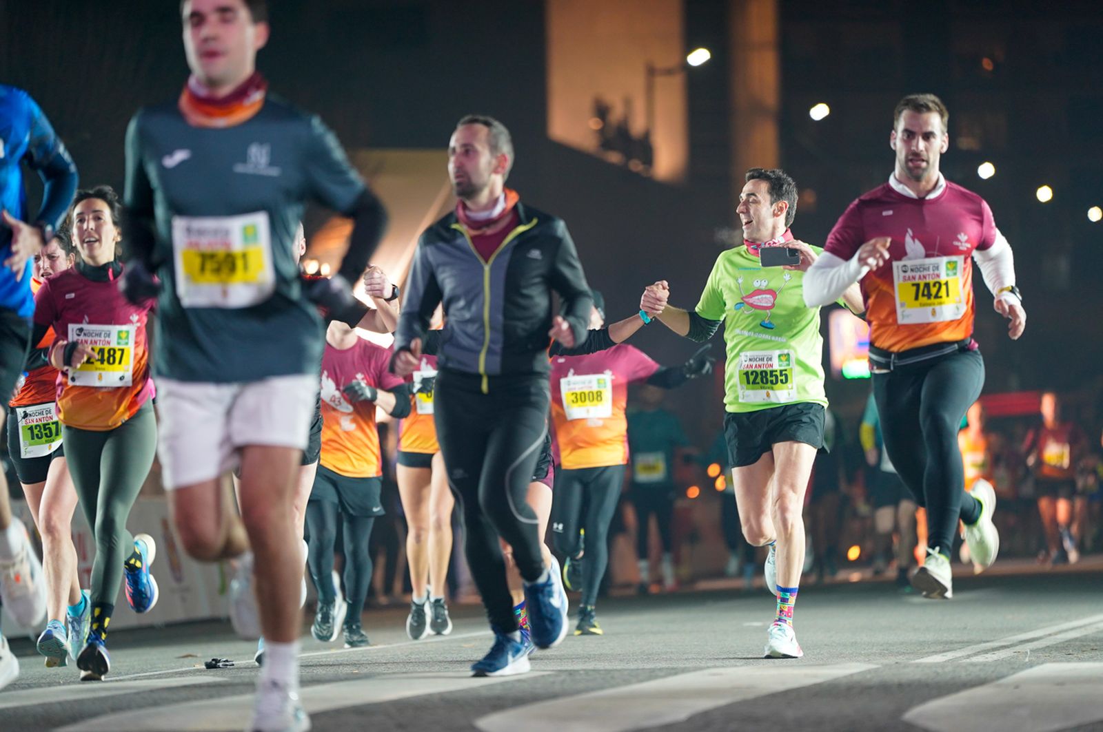 En imágenes: búscate en tu llegada a meta de la Carrera de San Antón 2026 (10)