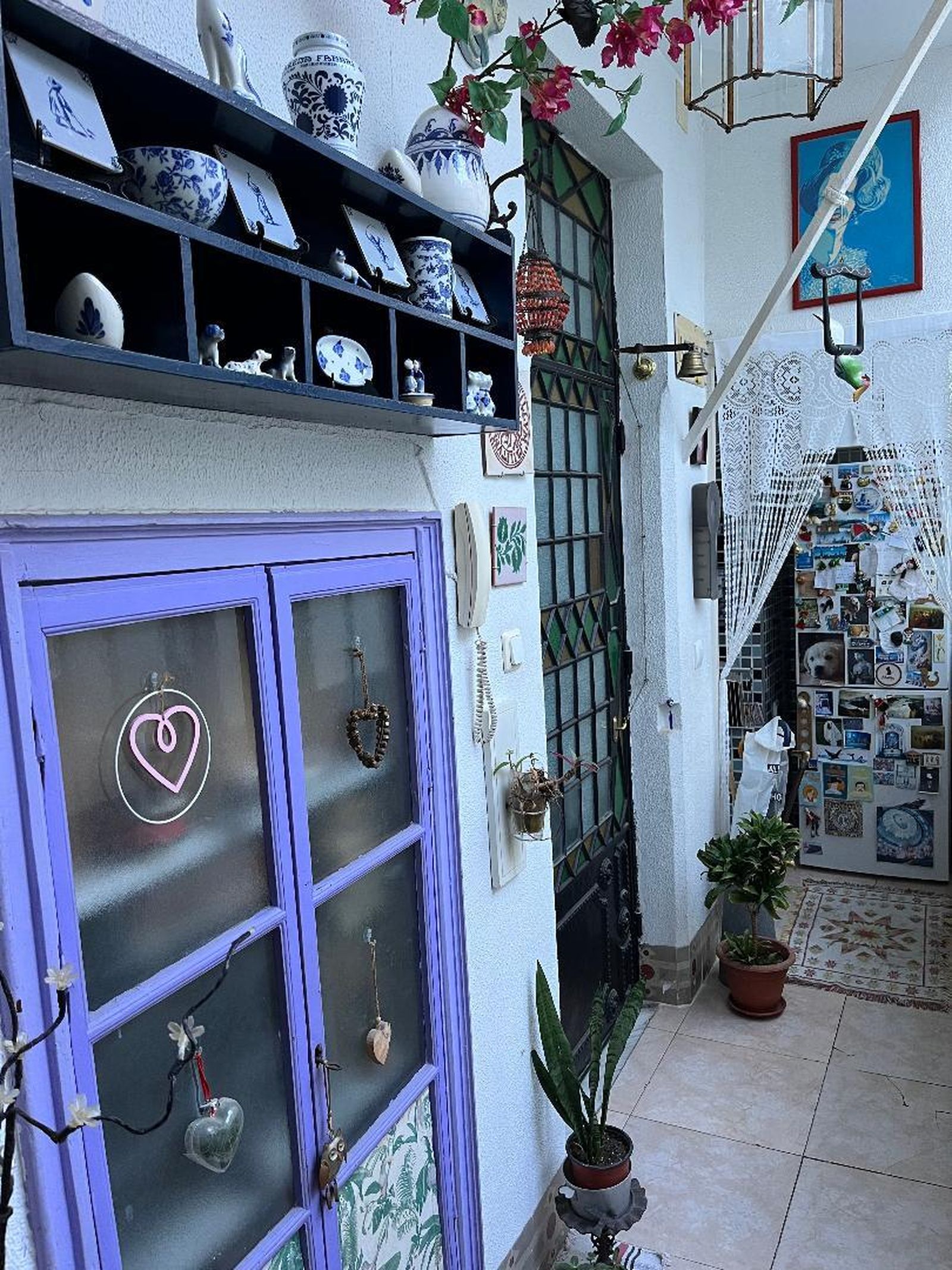 Así es la casa del Mentidero con obras de Costus