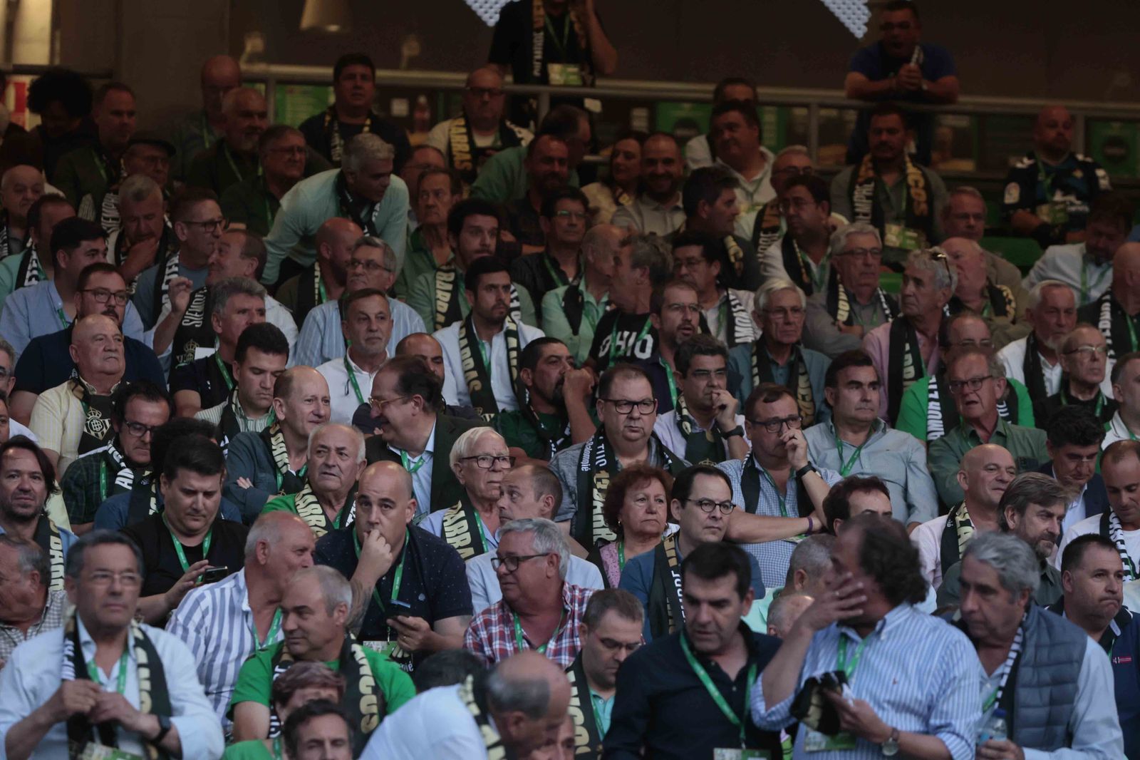 Búscate en el acto Siempre Verdiblancos