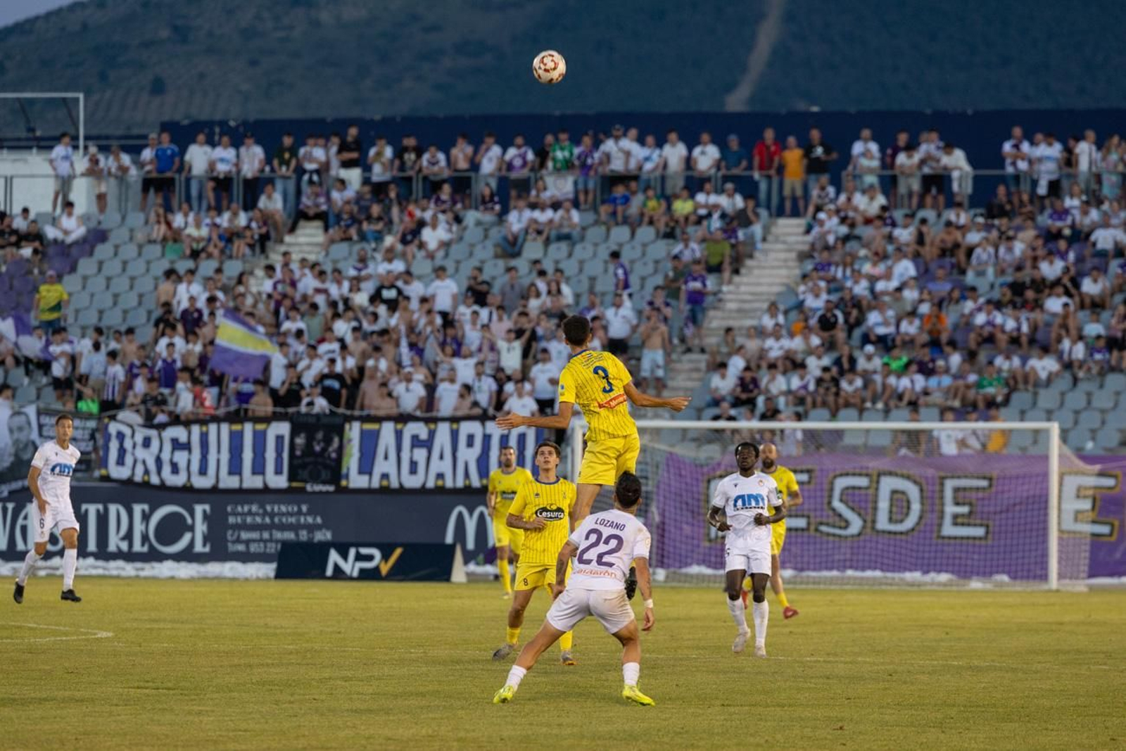 Las mejores imágenes del Real Jaén - CD Huétor Tájar Las mejores imágenes del Real Jaén - CD Huétor Tájar