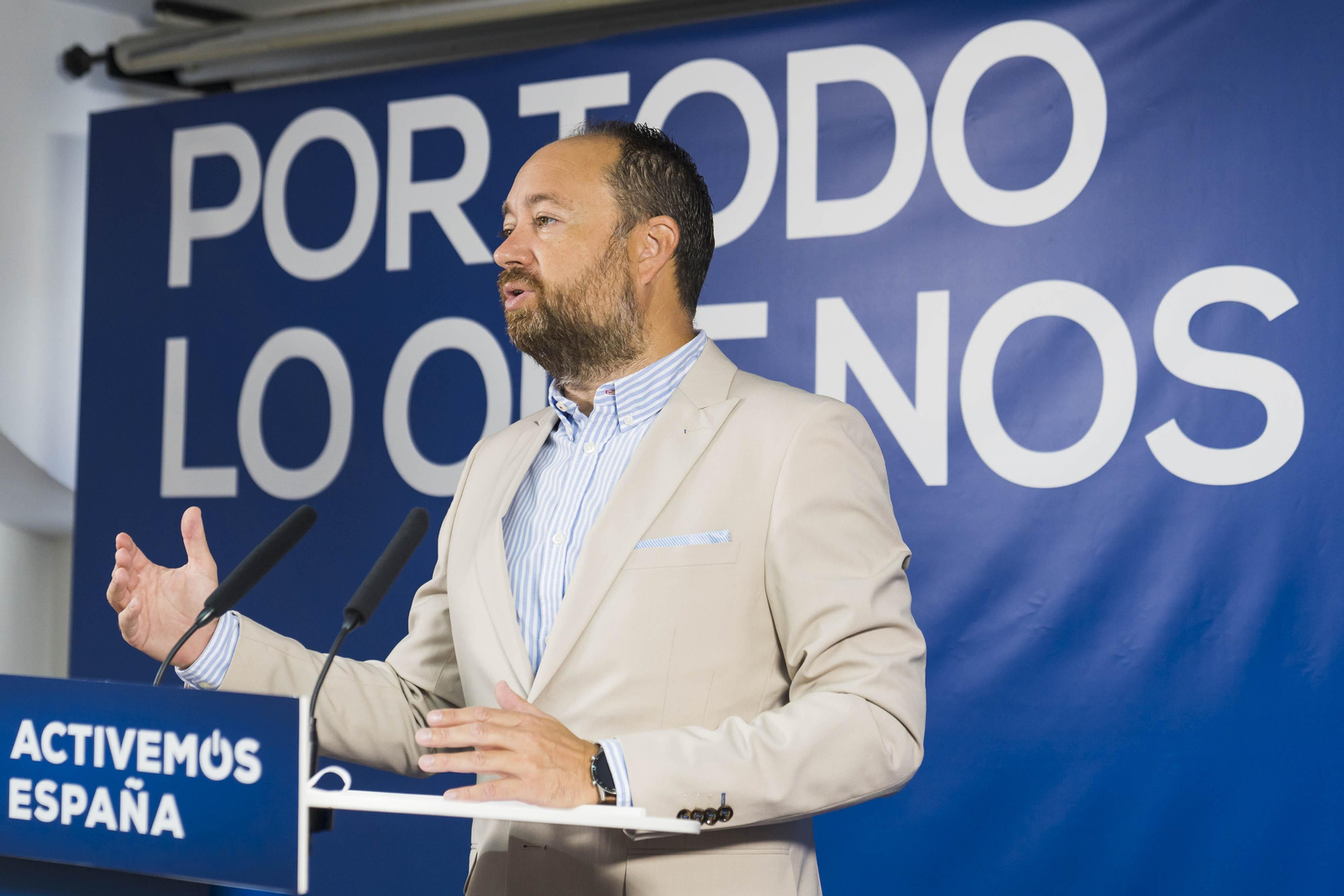 Ramón Herrera, en rueda de prensa