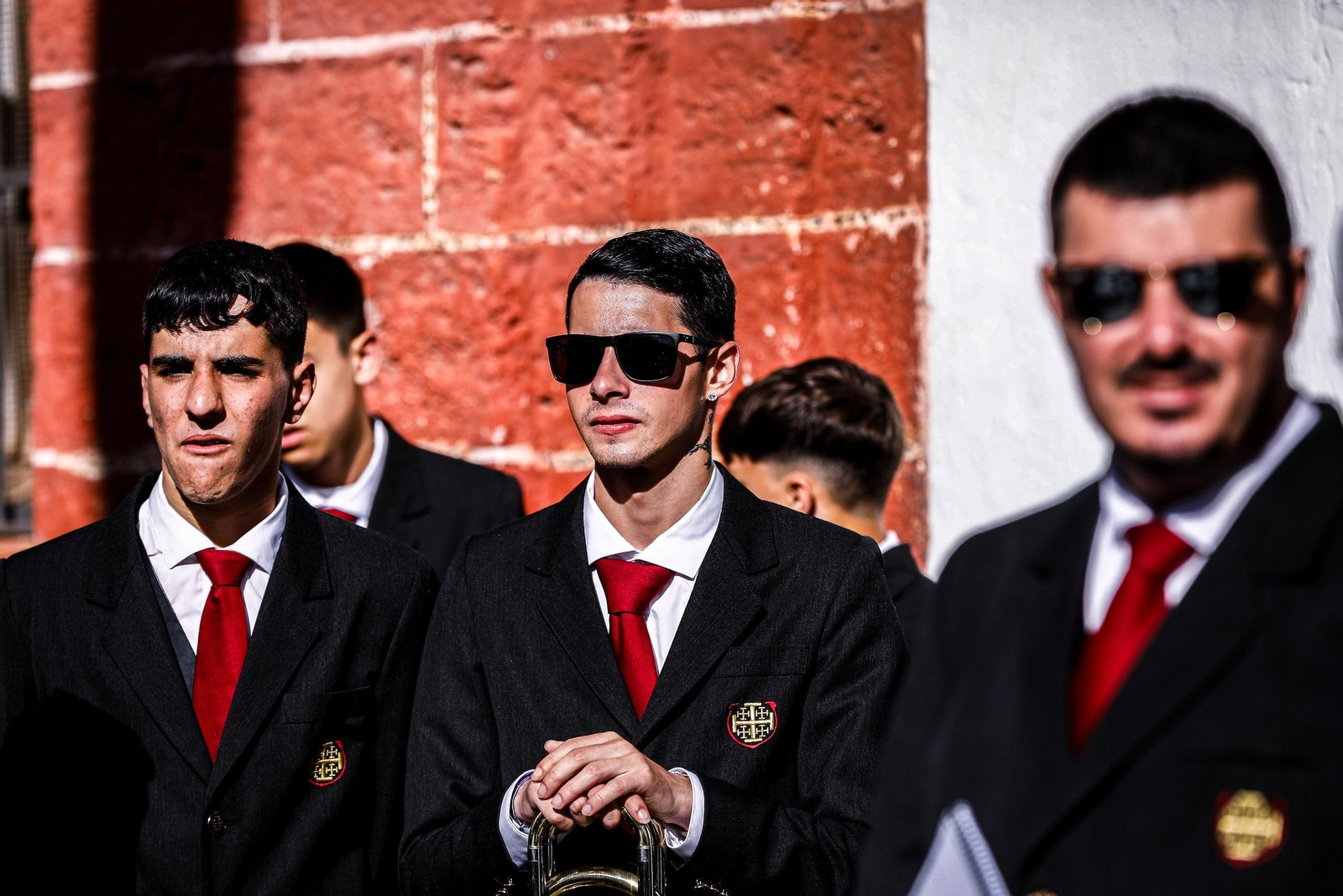 Imágenes de la salida de Desamparados en la Semana Santa de San Fernando 2025