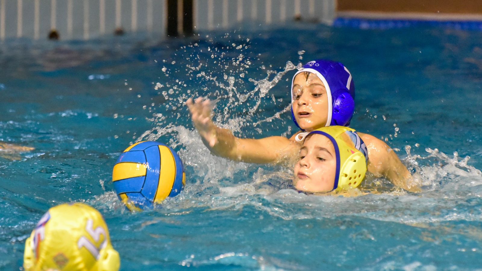 Las fotos del I Torneo benefico de Waterpolo Benjamin Proyecto 'Por una Sonrisa'