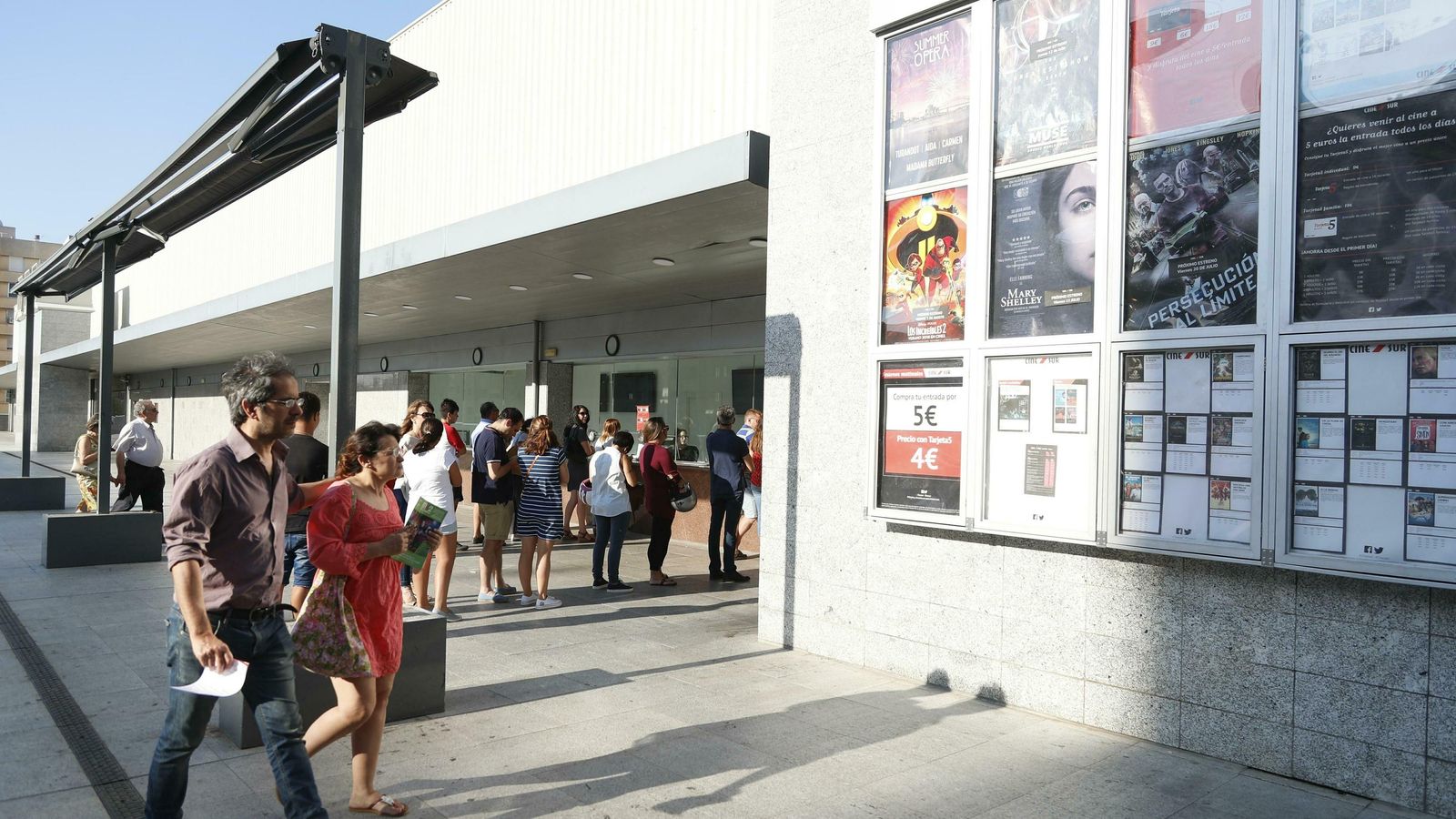 Las taquillas de los cines de Nervión Plaza.