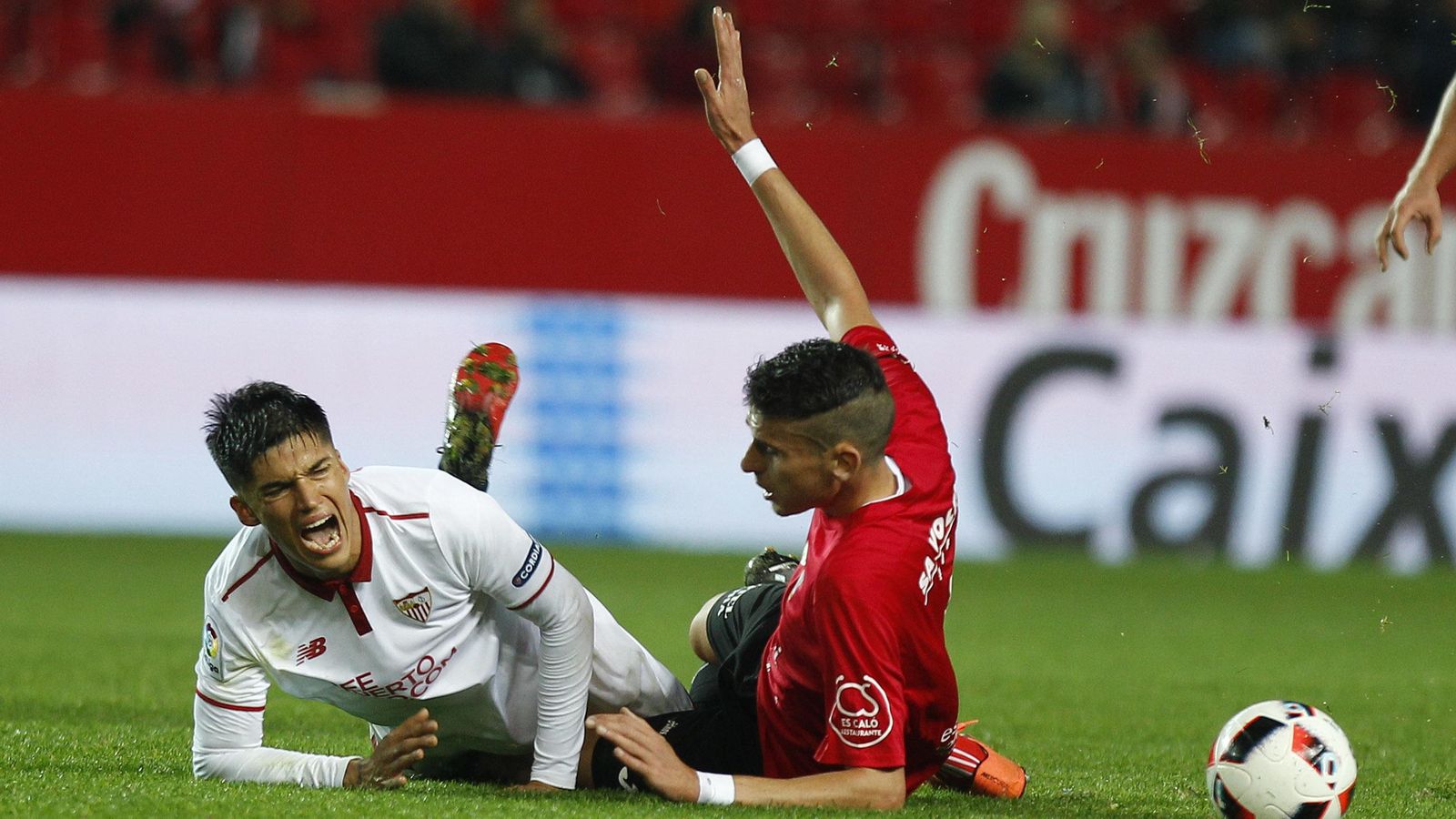 Correa sufre una entrada.