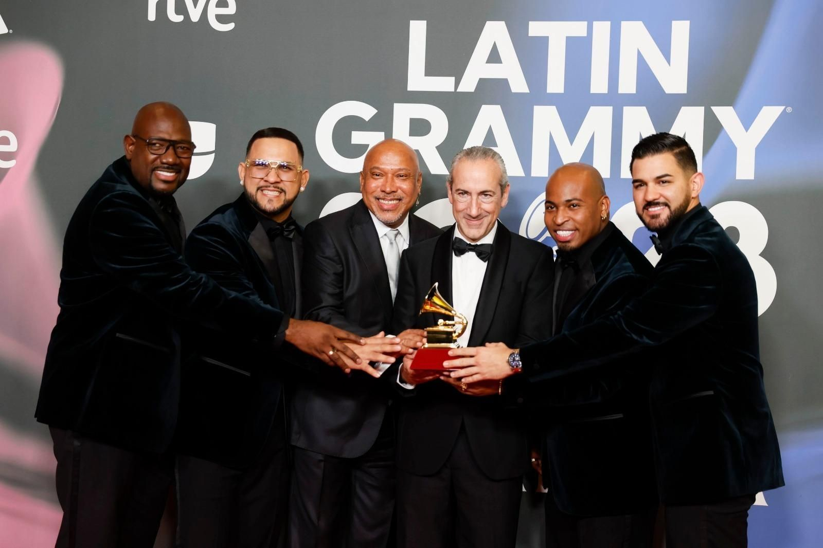 Todos los premiados en la Gala Premiere de los Grammy Latinos 2023
