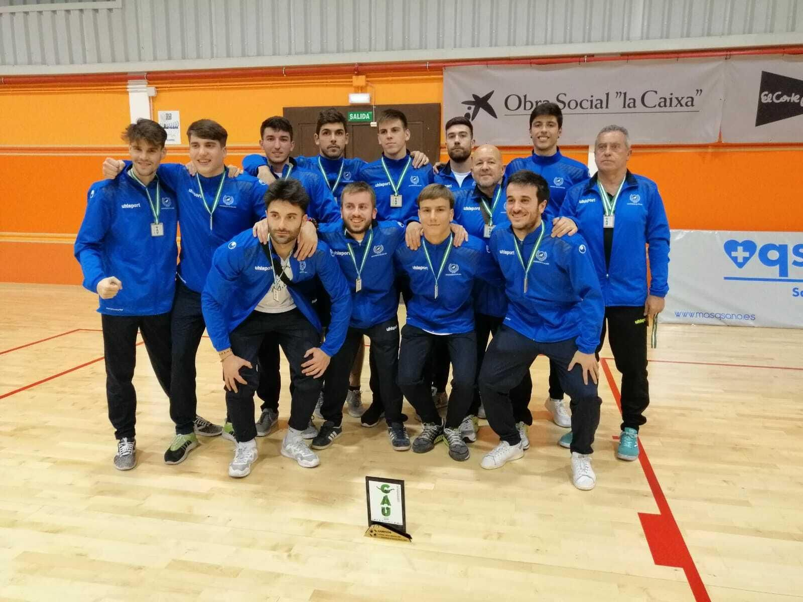 La UMA posa con el título de campeón de Andalucía.