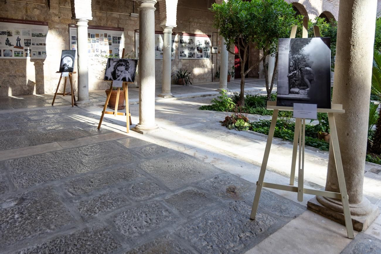 ‘El Ojo del Lagarto’: la exposición que transforma una leyenda jiennense en arte fotográfico