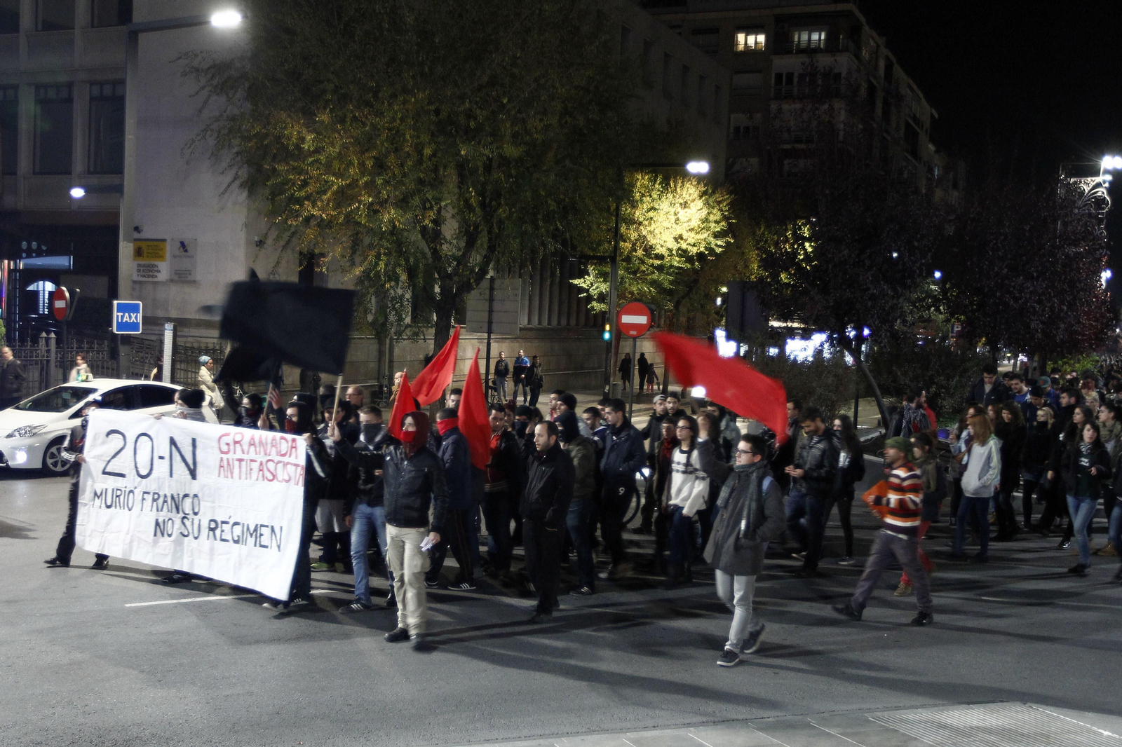Colectivos antifascistas convocan una marcha para esta tarde en Granada
