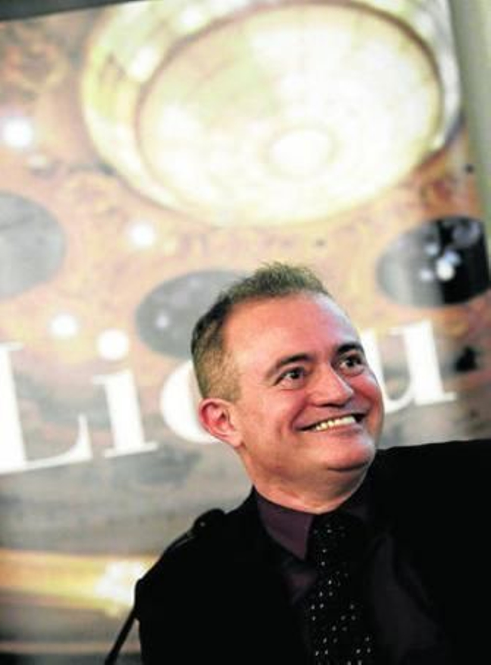 Matabosch colaborará con el Liceo hasta que se le encuentre reemplazo.