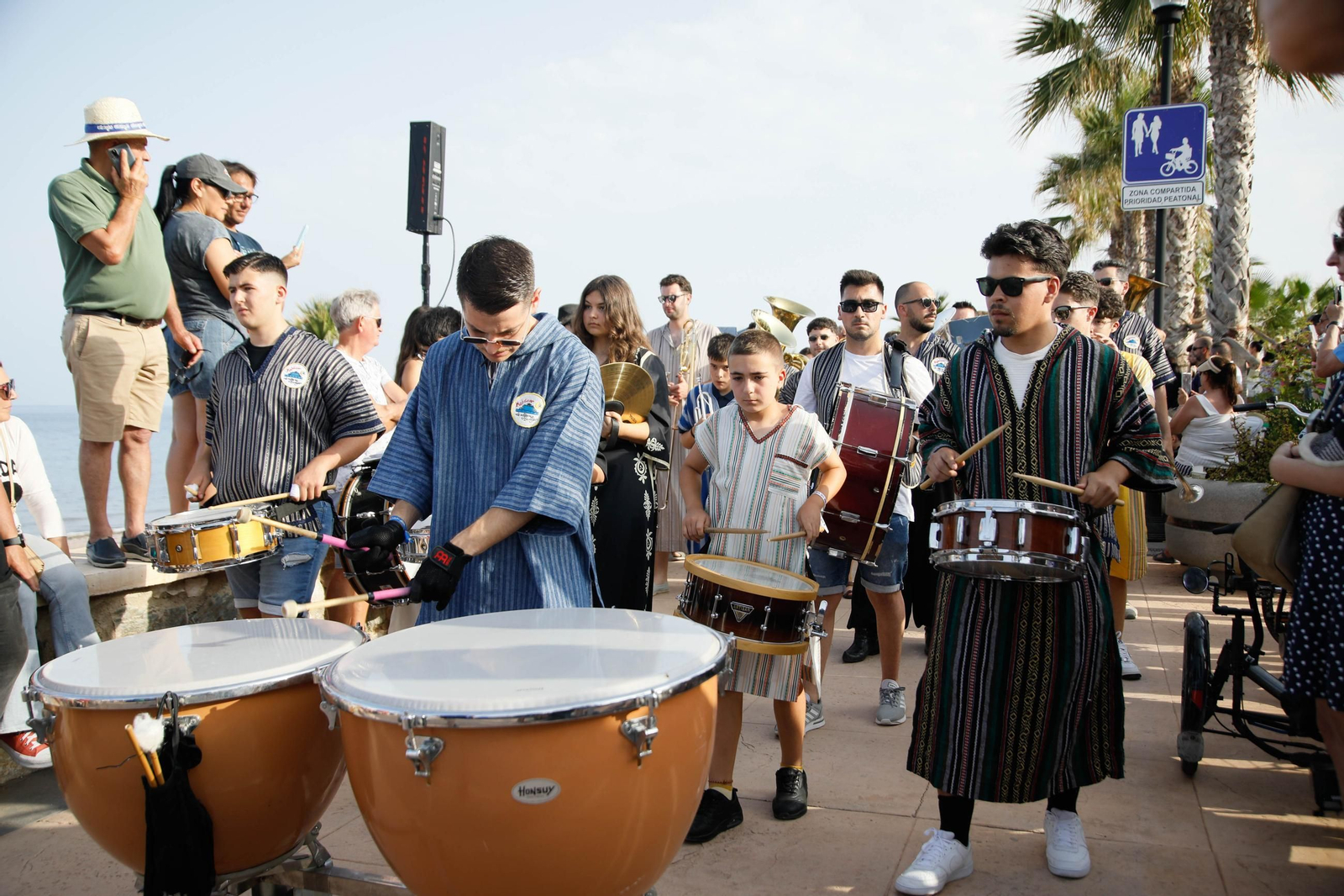 La carrera de cintas y la exhibición de caballos de los Moros y Cristianos de Mojácar, en imágenes