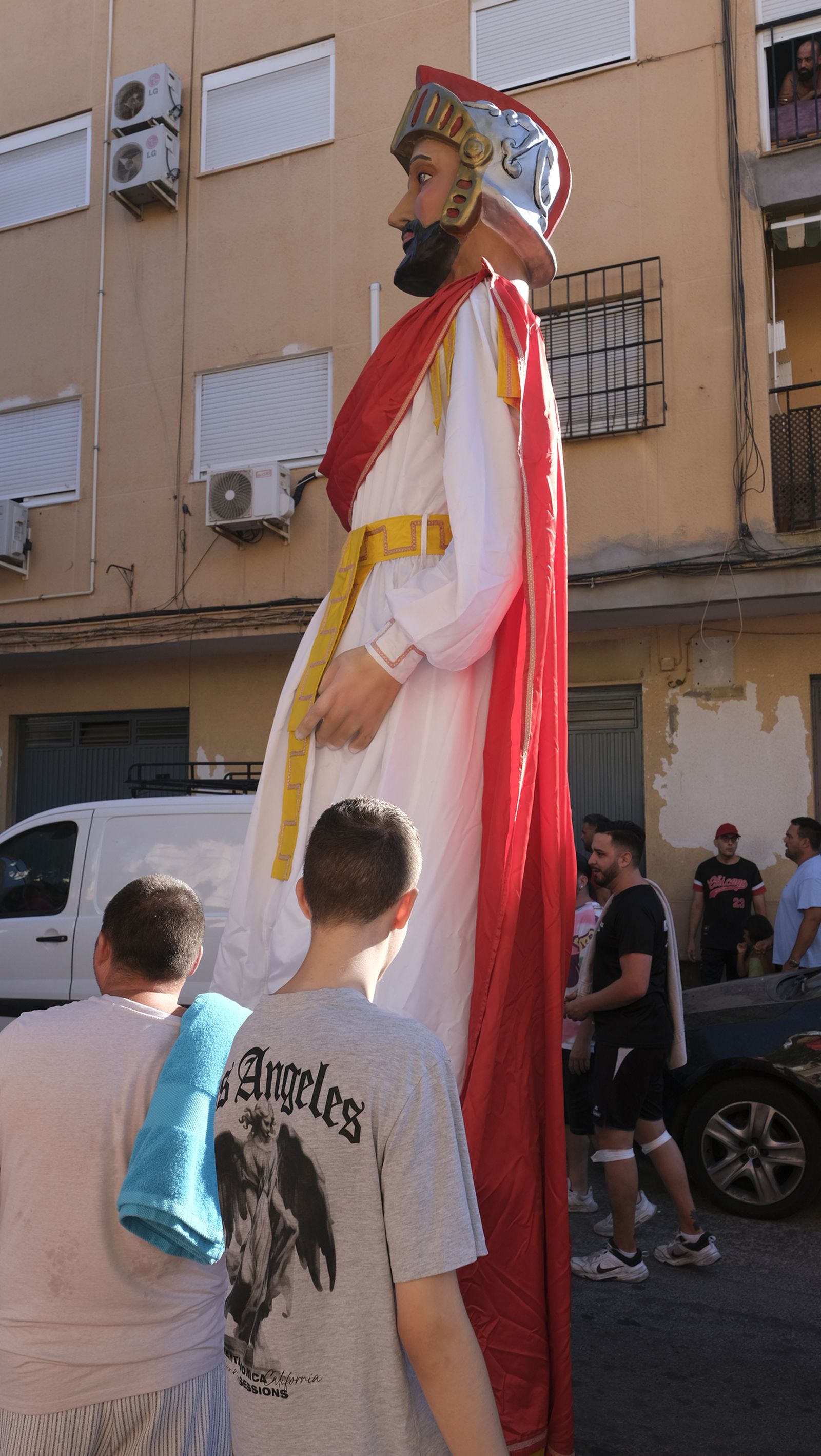 Gigantes y cabezudos en la Feria de Almería 2024, en imágenes