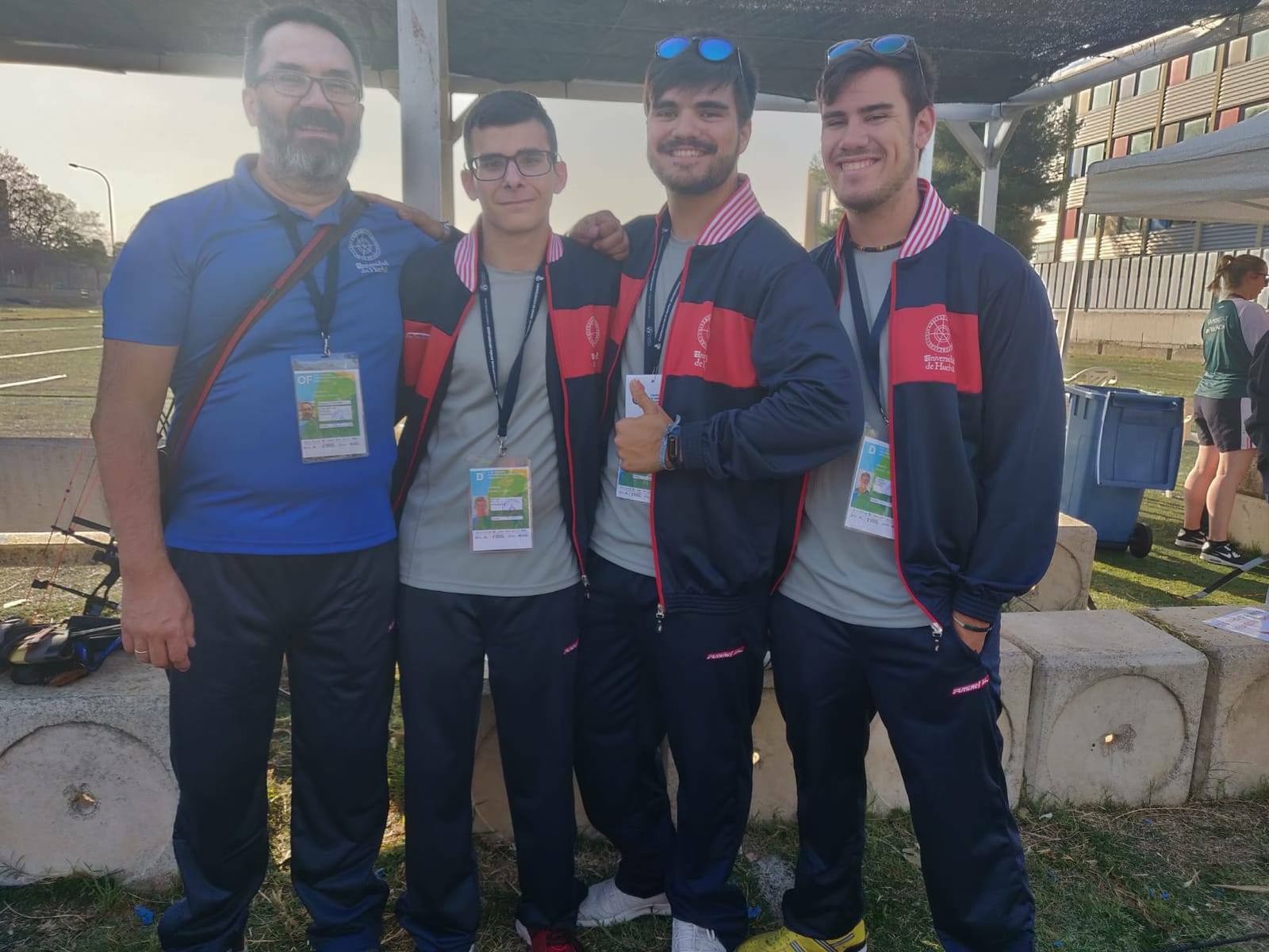 Los representantes del Club Asirio en este Nacional de Valencia
