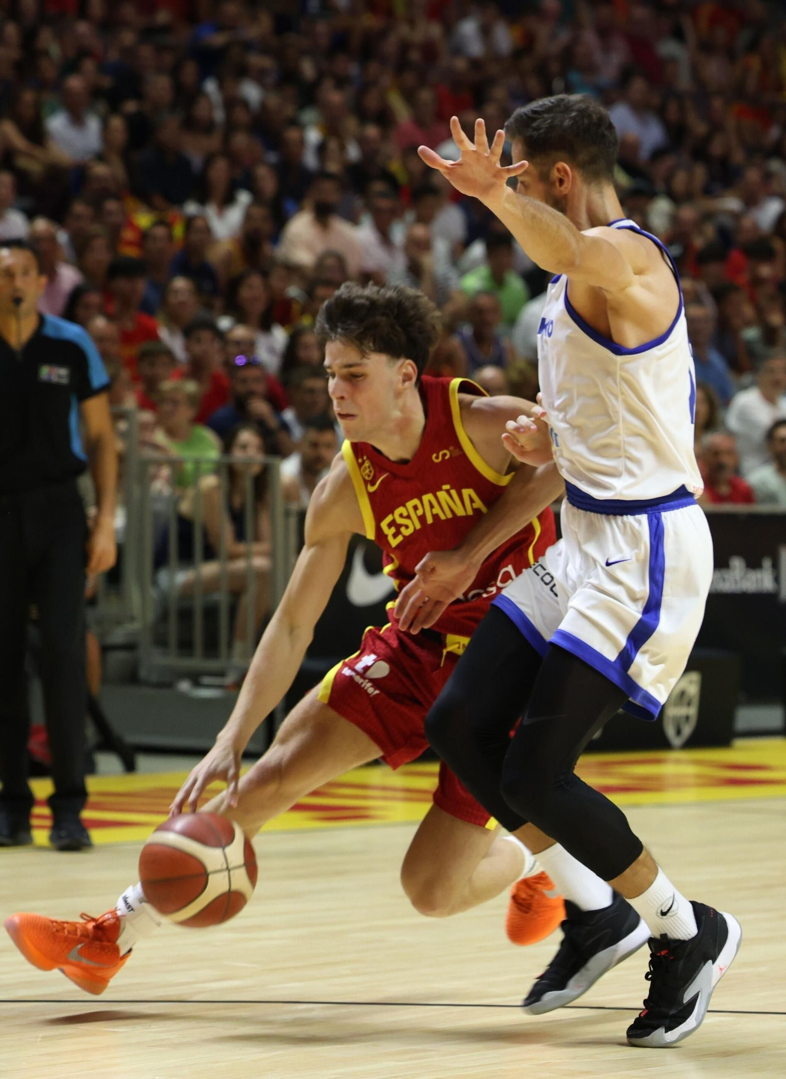 España-República Checa, en fotos