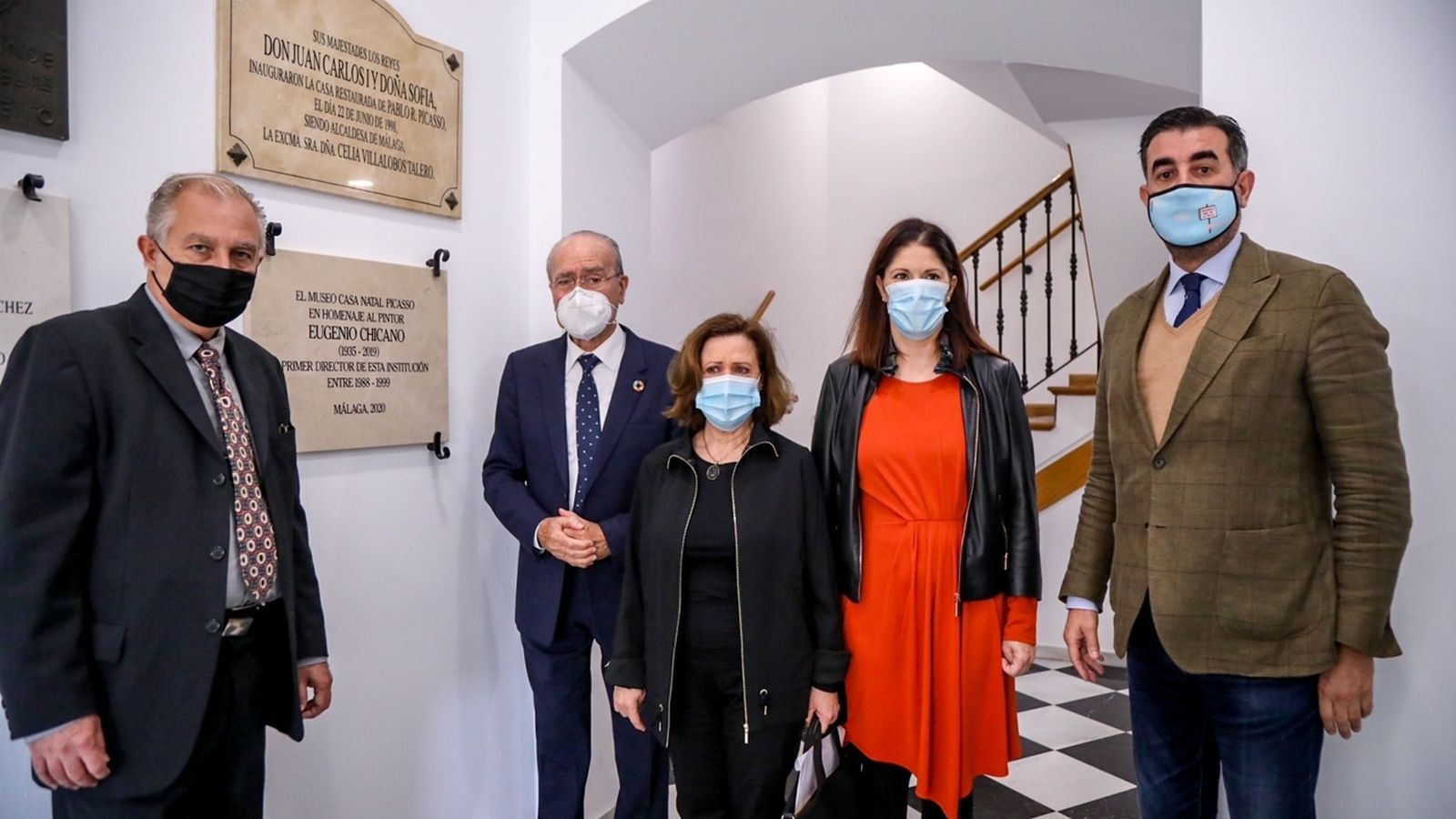 Presentación de la placa conmemorativa en la Casa Natal de Picasso, este miércoles.