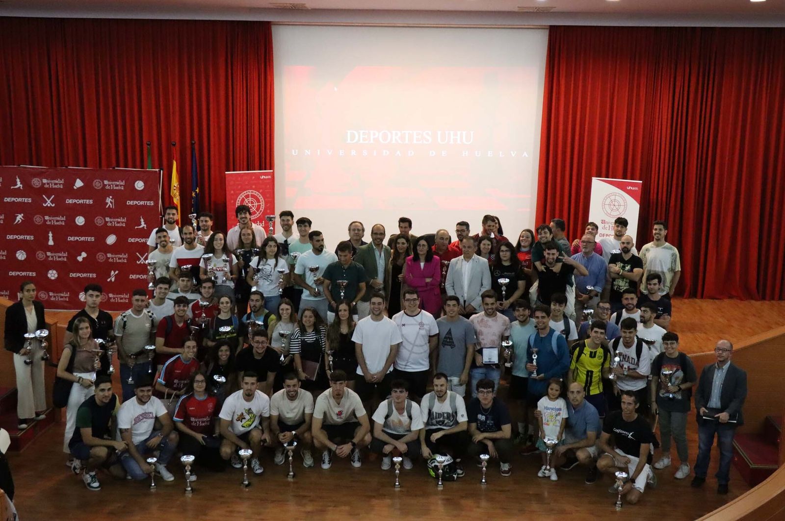 Imágenes del jueves 18 de mayo en Huelva