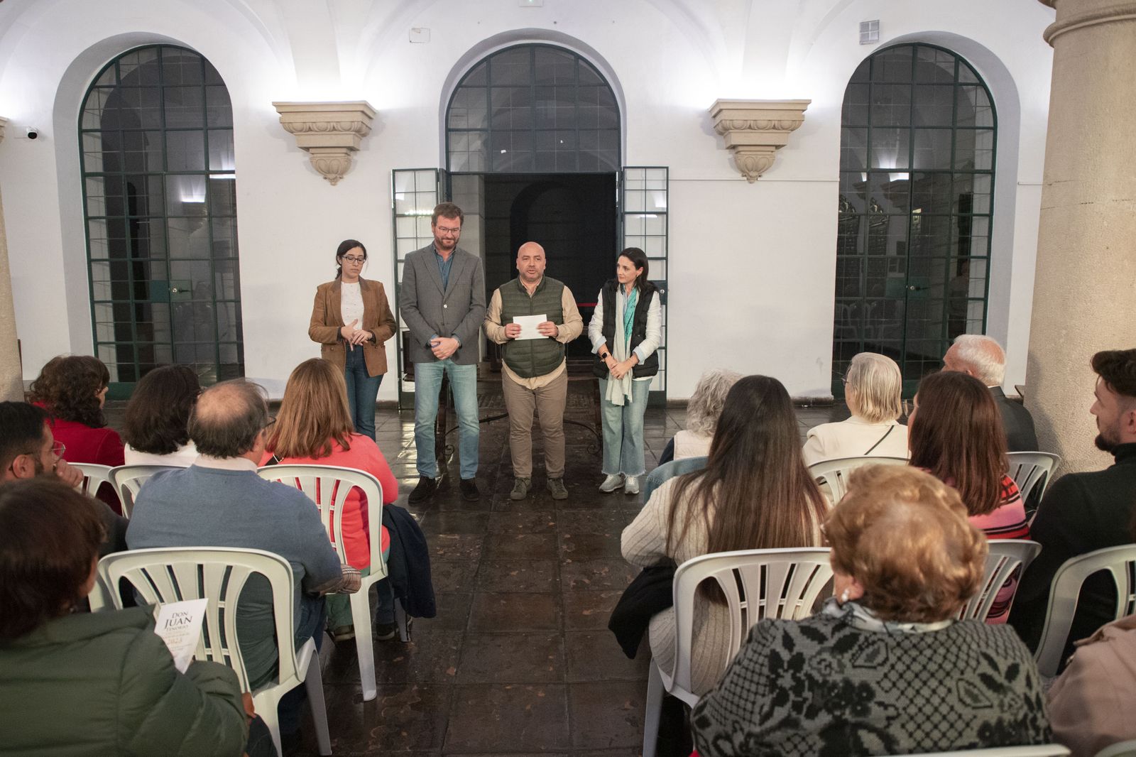 La representación de Don Juan Tenorio en el Palacio de la Merced de Córdoba, en imágenes