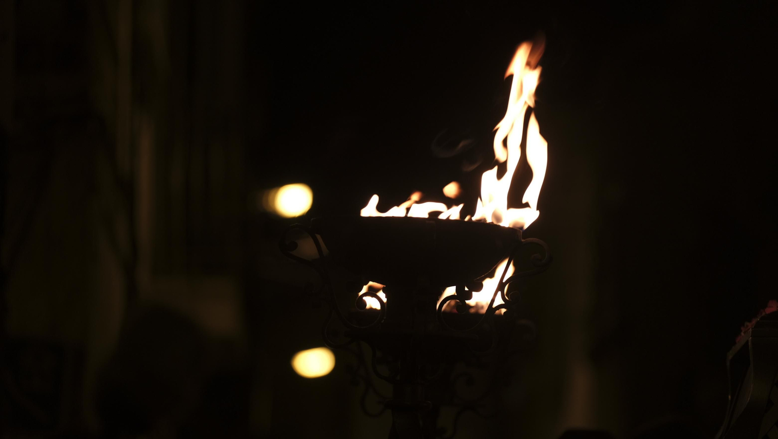 Procesión del Perdón en Almería, en imágenes