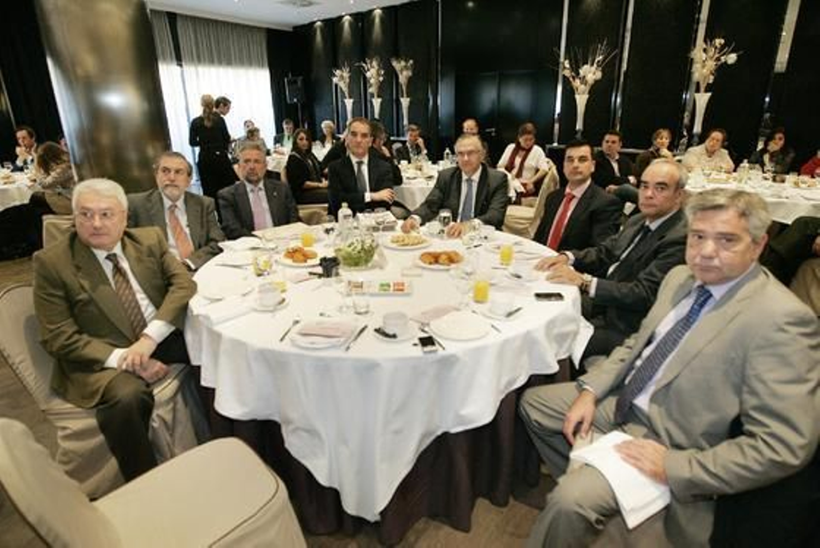Juan Ojeda, José Miguel Salinas, Manuel Pineda, José Luis García del Pueyo, Miguel García, Francisco Pérez, Francisco Bocero y Rafael Anguiano.

Foto: José Martínez / O. Barrionuevo