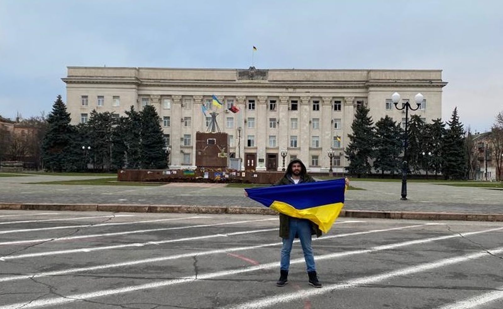 El año de guerra de Ucrania visto por los ojos de Maxim, en imágenes.