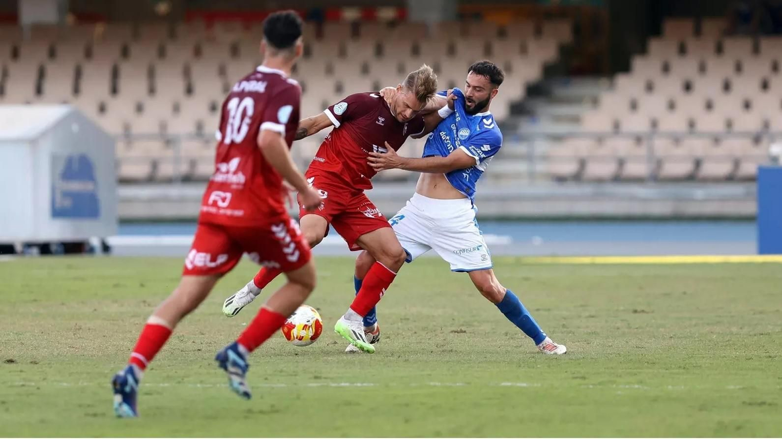 Morante tendrá que esperar unos días para conocer qué tipo de lesión tiene.