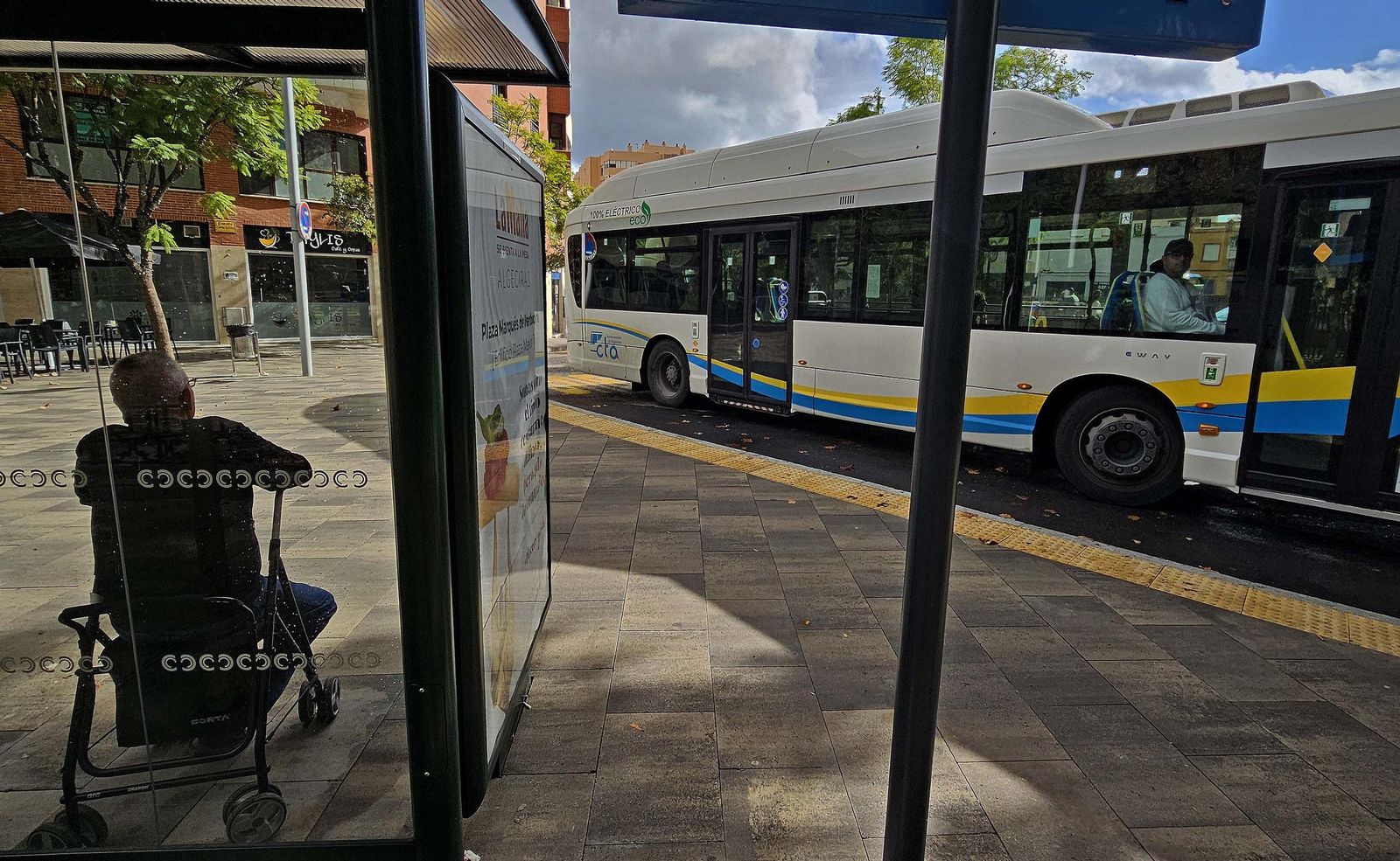 Fotos de la huelga de autobuses en Algeciras