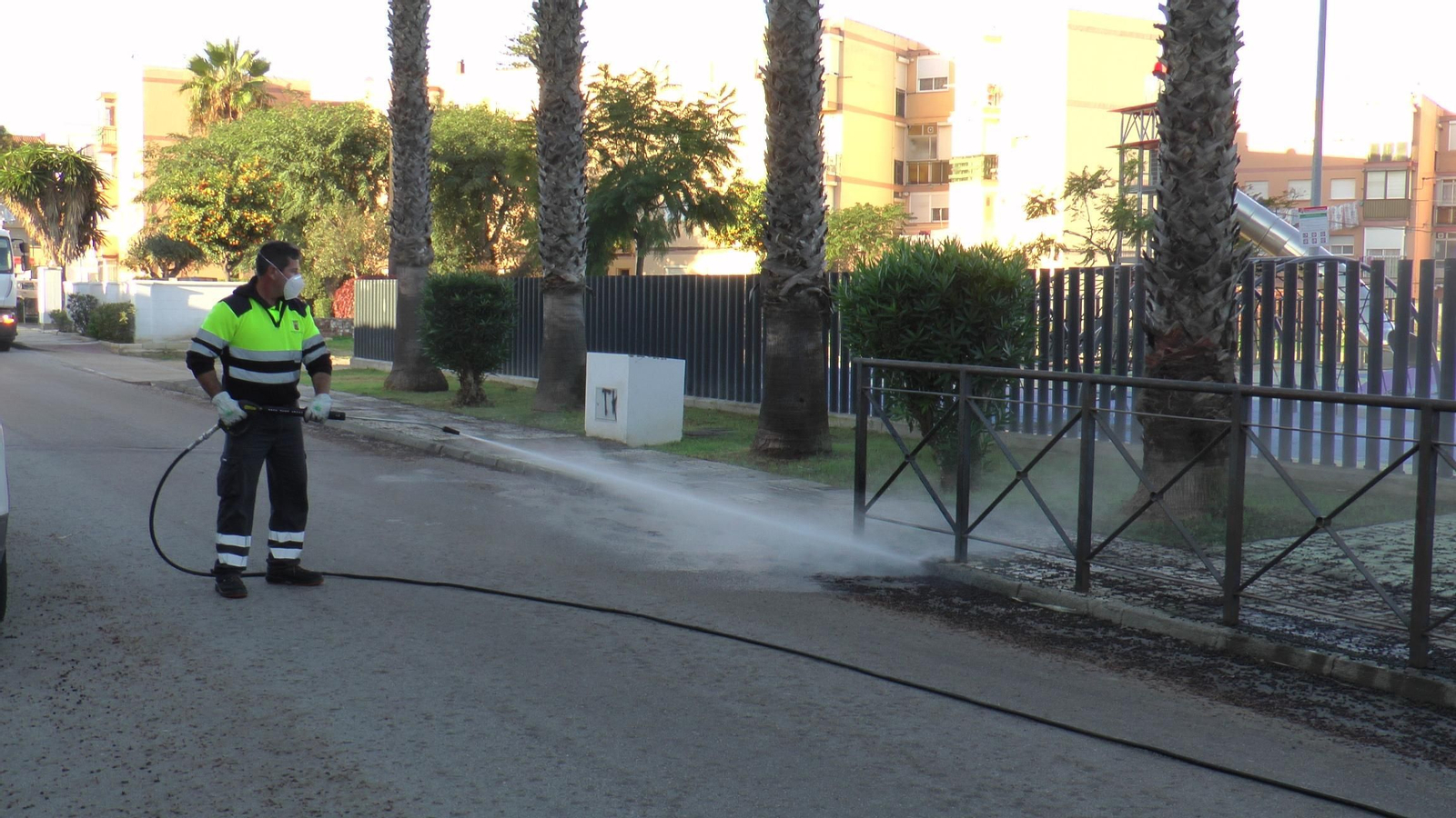Trabajos de desinfección en San Roque.