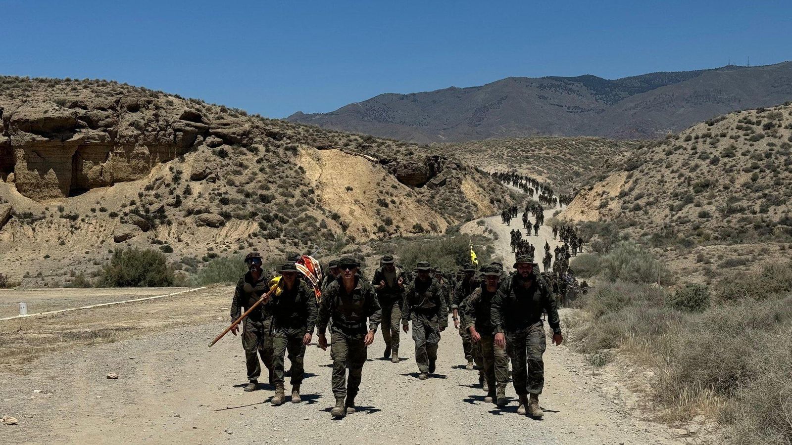 Marcha de endurecimiento hasta El Puntal de Viator en la previa del repliegue del Tercio Gran Capitán Marcha de endurecimiento hasta El Puntal de Viator en la previa del repliegue del Tercio Gran Capitán