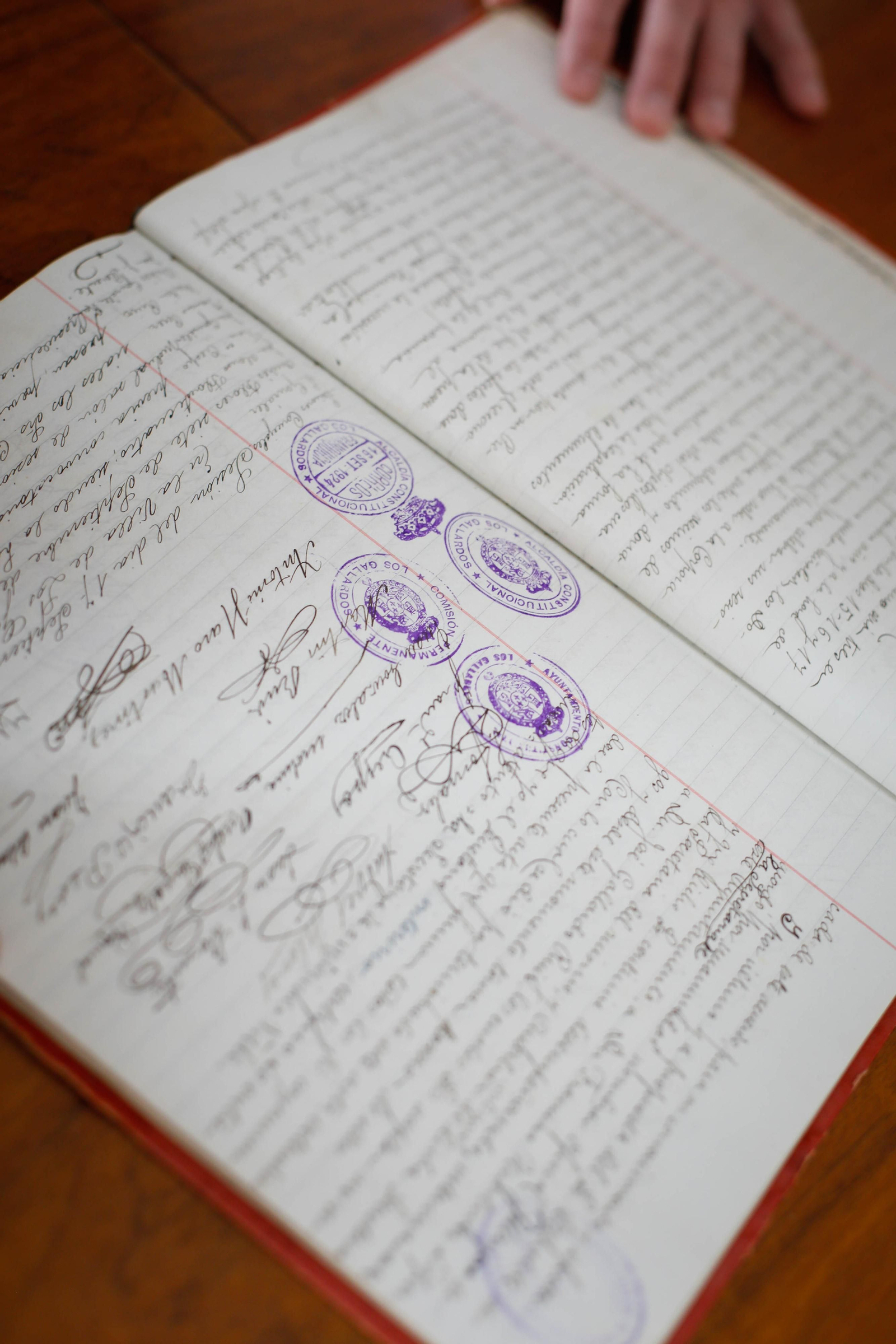 Entrevista al alcalde de los Gallardos y visita al pueblo en imágenes por el centenario como municipio independiente