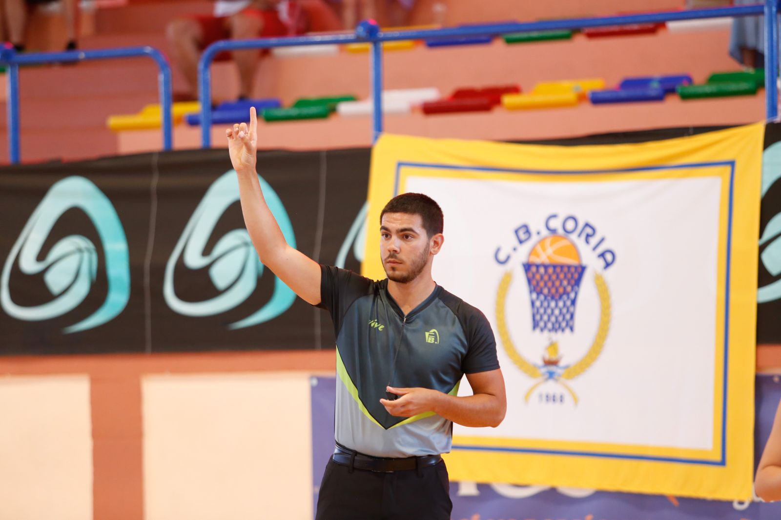 Las fotos de la penúltima jornada del Cadeba mini-masculino de La Línea