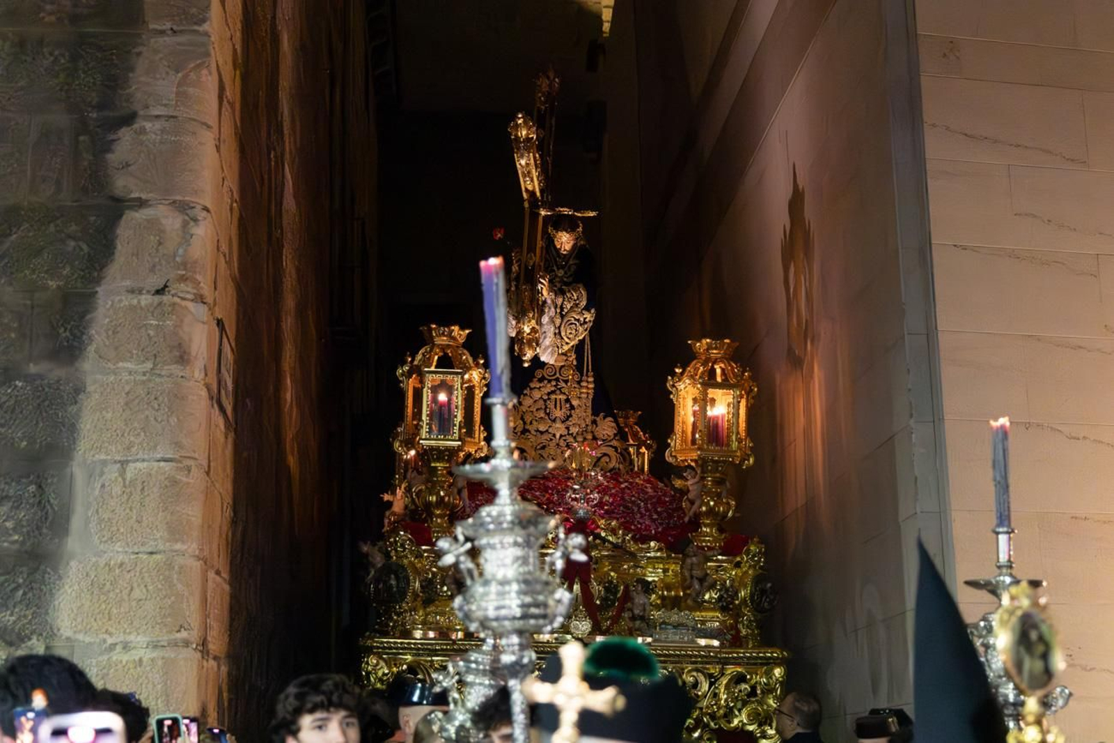 Los jiennenses acuden un año más al encuentro de Nuestro Padre Jesús